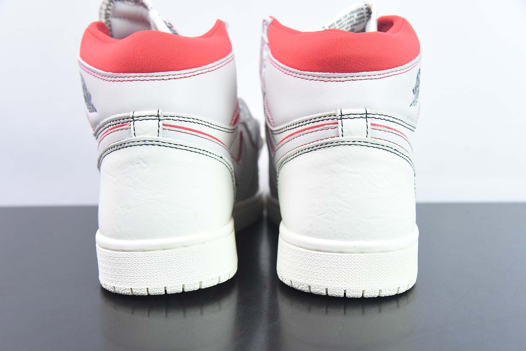 Air Jordan 1 Retro "Phantom"白红兔八哥高帮运动鞋 货号:555088-160