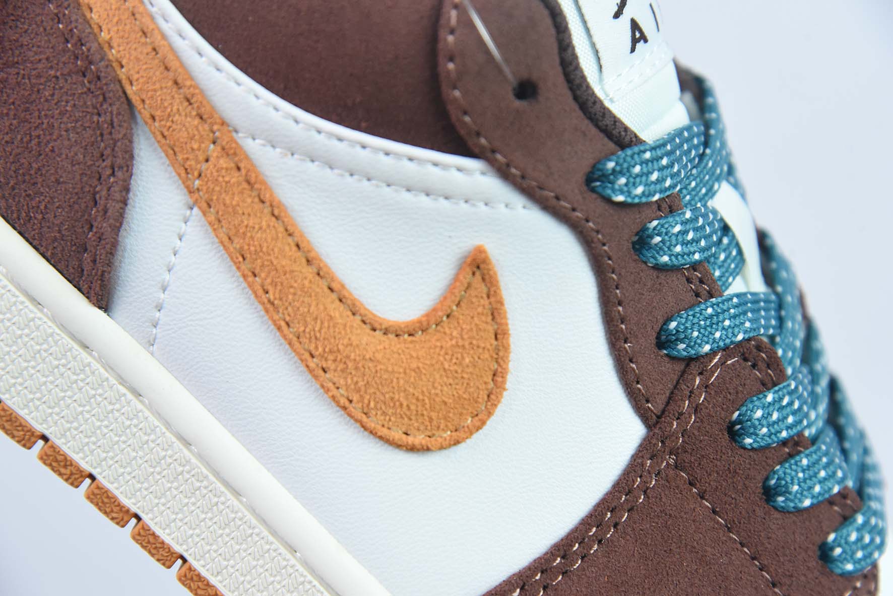 NK Air Jordan 1 Low "Cacao Wow" AJ1 乔1摩卡色 低帮文化休闲板鞋 货号:FB2216-200