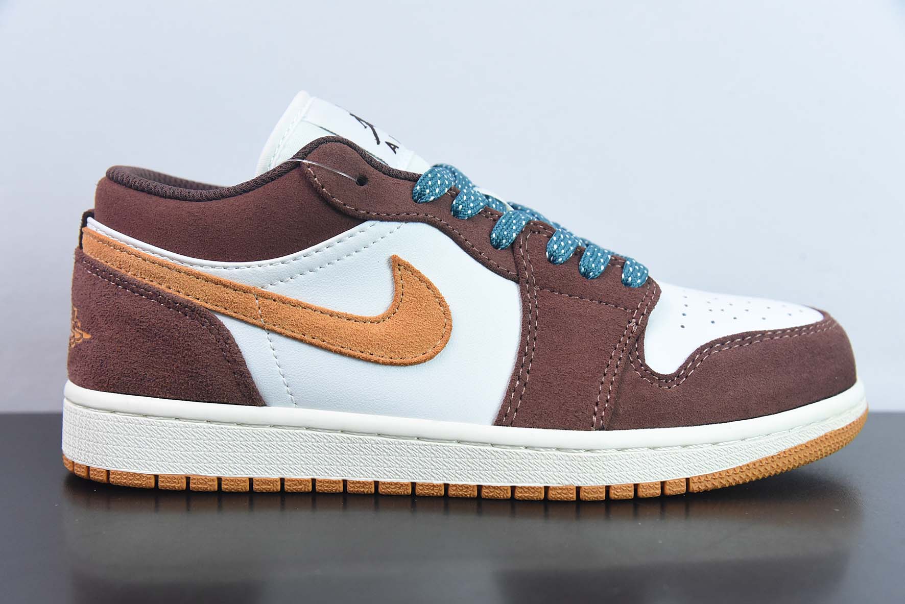 NK Air Jordan 1 Low "Cacao Wow" AJ1 乔1摩卡色 低帮文化休闲板鞋 货号:FB2216-200