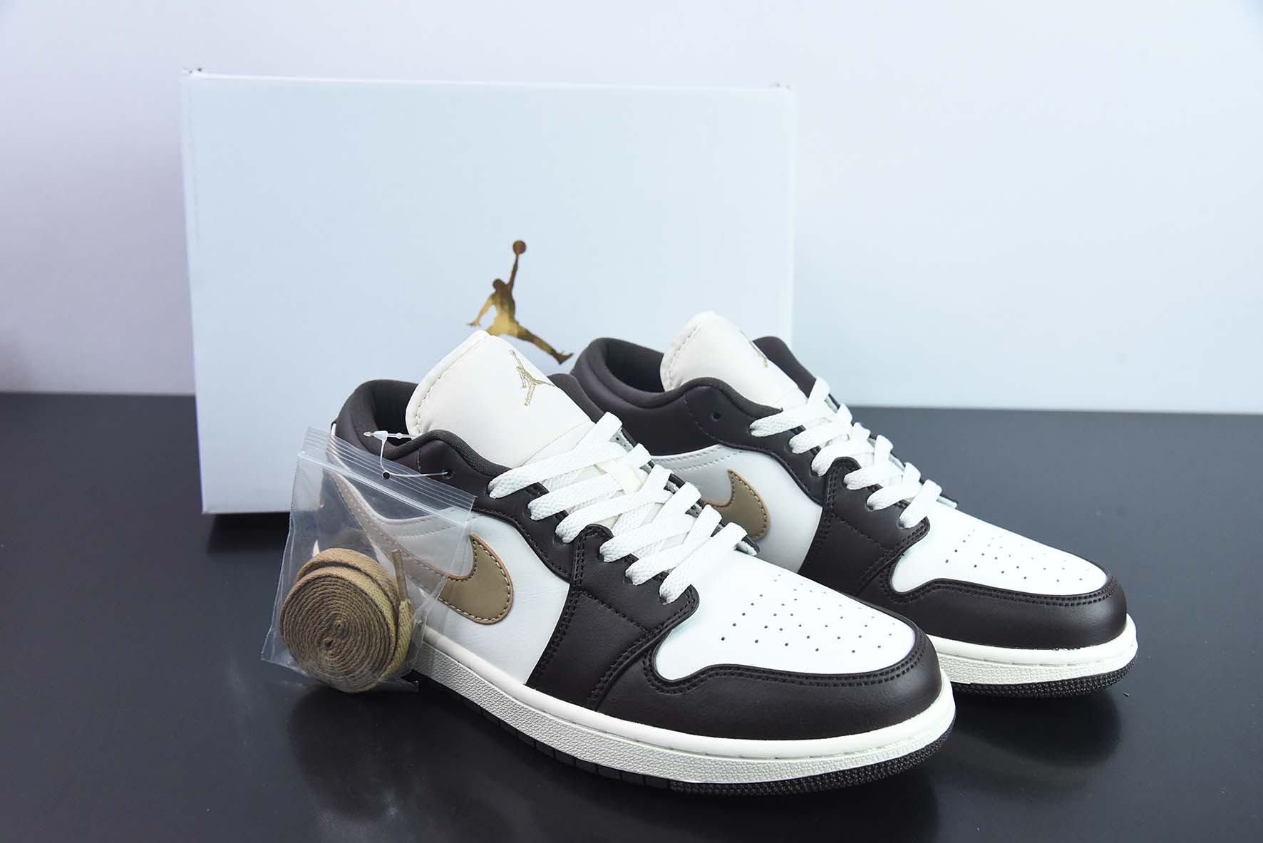 Air Jordan 1 Low 暗褐色 低帮篮球鞋 货号:DC0774-200