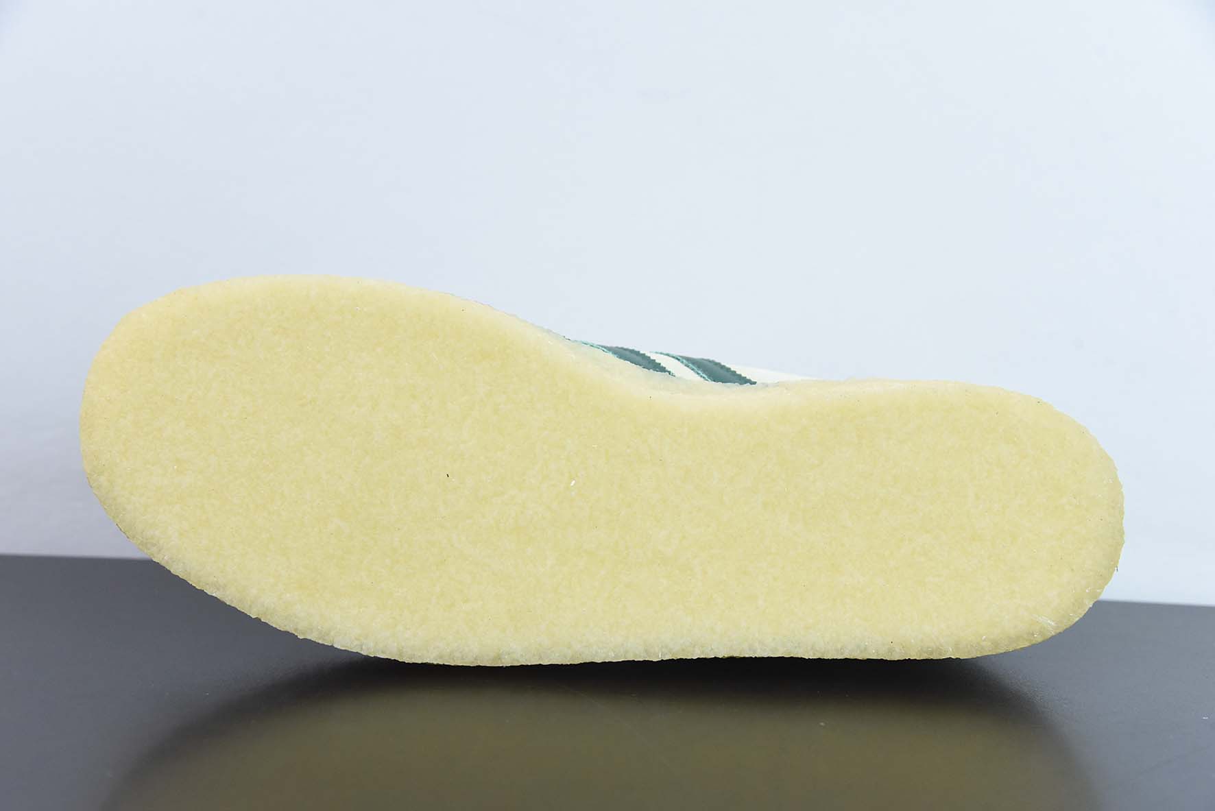 阿迪KITH x Clarks x Adidas Originals 8th Street Samba板鞋 桑巴 KITH 三方联名款 货号:ID7297
