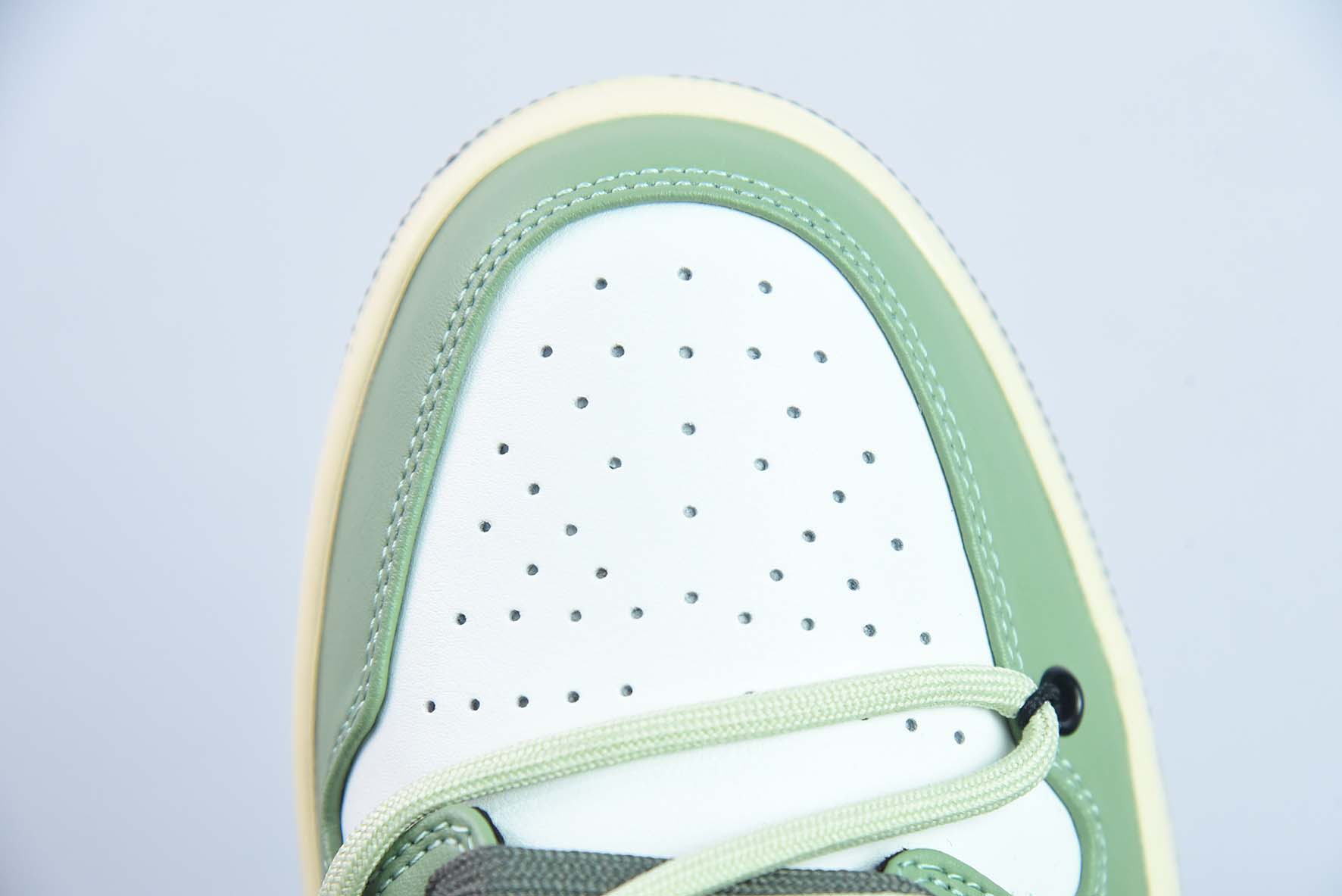 Air Jordan AJ1 Low 乔丹一代双绑绳低帮经典复古运动篮球鞋 553558-062