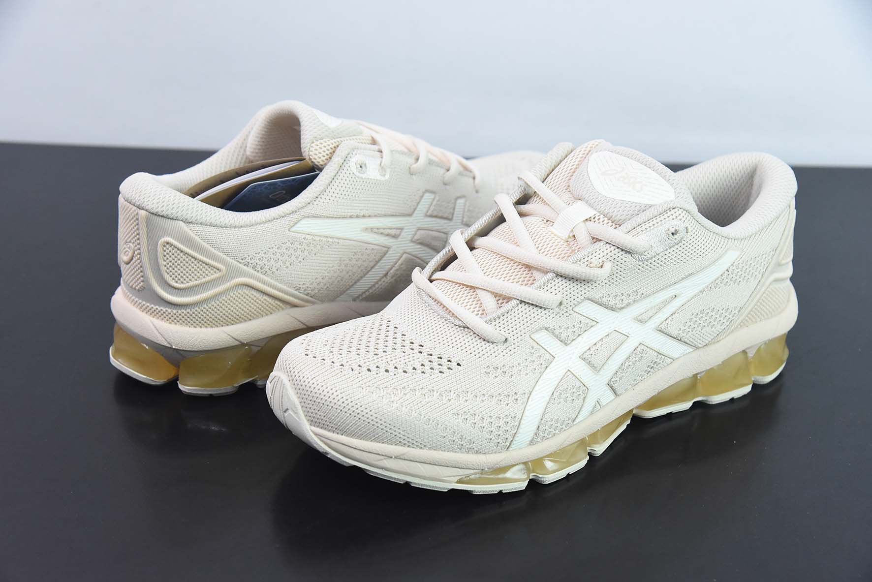 Asics Gel-Quantum 360 VII 亚瑟士运动透气专业跑鞋 货号：1201A747-101