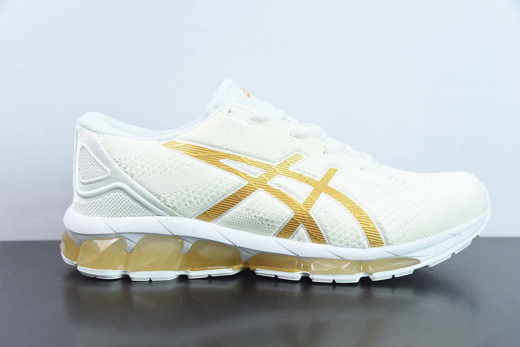 Asics Gel-Quantum 360 VII 亚瑟士运动透气专业跑鞋 货号：1201A747-100