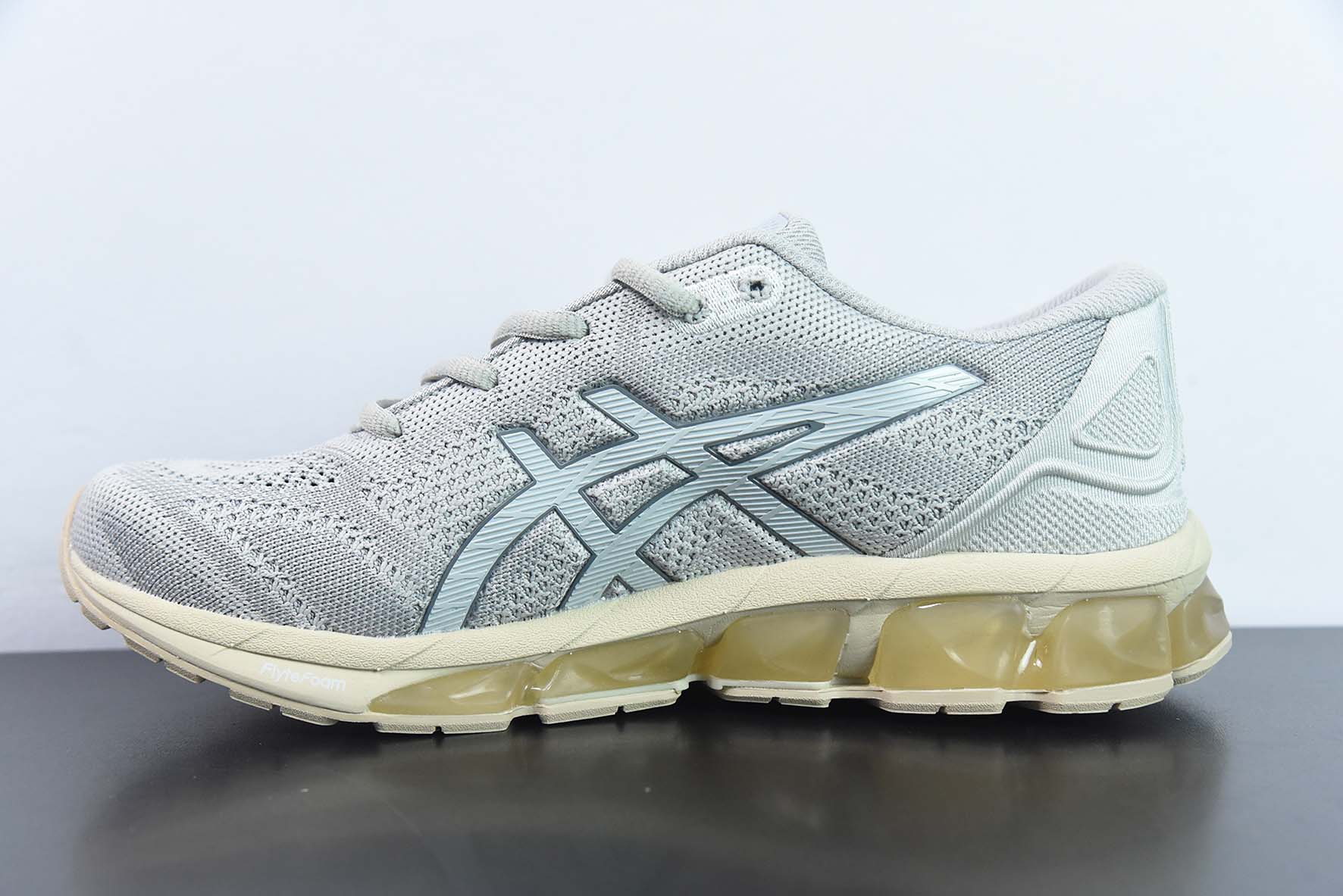 Asics Gel-Quantum 360 VII 亚瑟士运动透气专业跑鞋 货号：1201A747-021