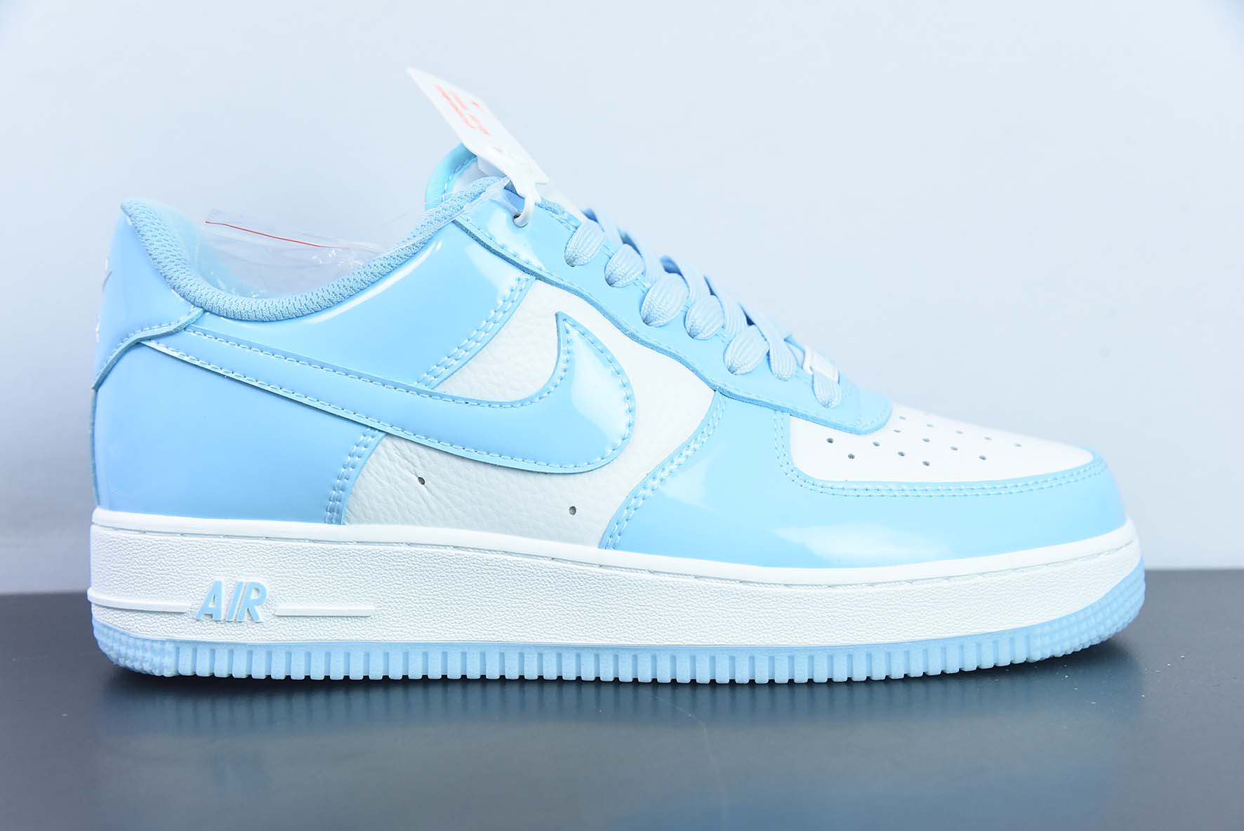 UAA29238631 Nike Air Force 1 Low 北卡蓝 空军一号低帮运动休闲板鞋 货号：H-533 尺码：36-45
