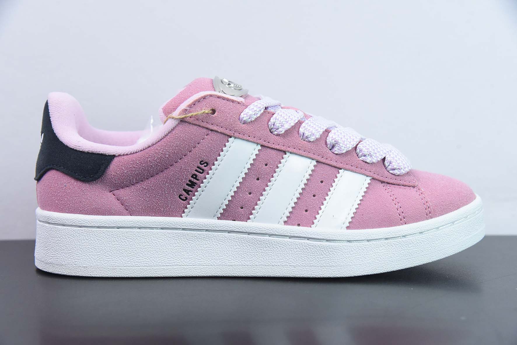 Adidas AAJD47862221 Adidas 阿迪达斯 Campus Bold 00S三叶草校园休闲经典白搭情侣板鞋 货号：H 尺码：36-40