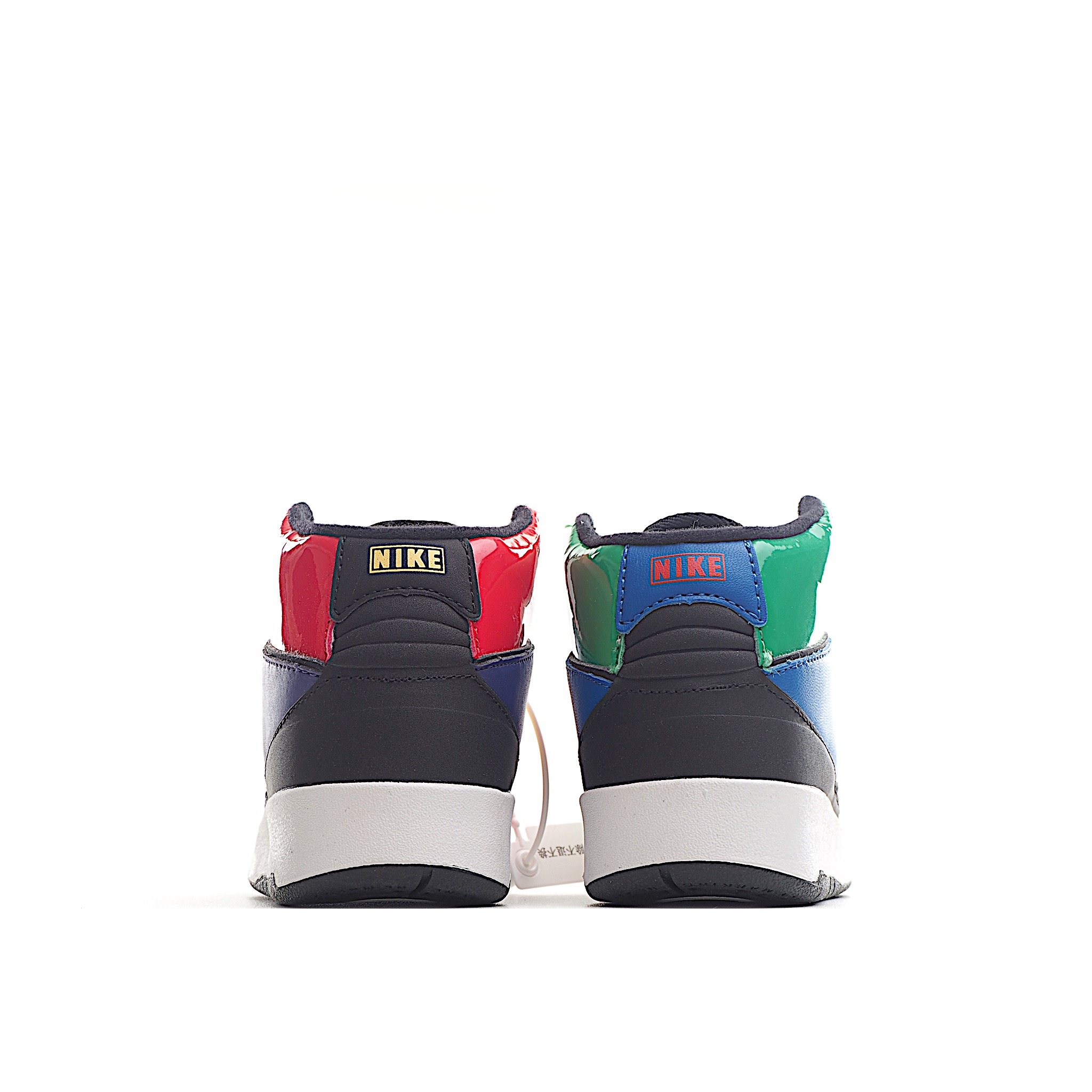 图片[5]-AJ 2代中帮系带复古童鞋 你的孩子会摇滚经典的吧! AJ2 于1986 年首次亮相，是其著名前身的酷炫弟弟一-标志性AJ1的更时尚、更简约的版本。鞋面采用舒适材质，提升上脚体验。鞋身延续了经典款式设计，并加强了鞋面的包裹和支撑性能。鞋底精心打造的防滑底纹，抓地稳固。 尺码：24-37.5-选品中心