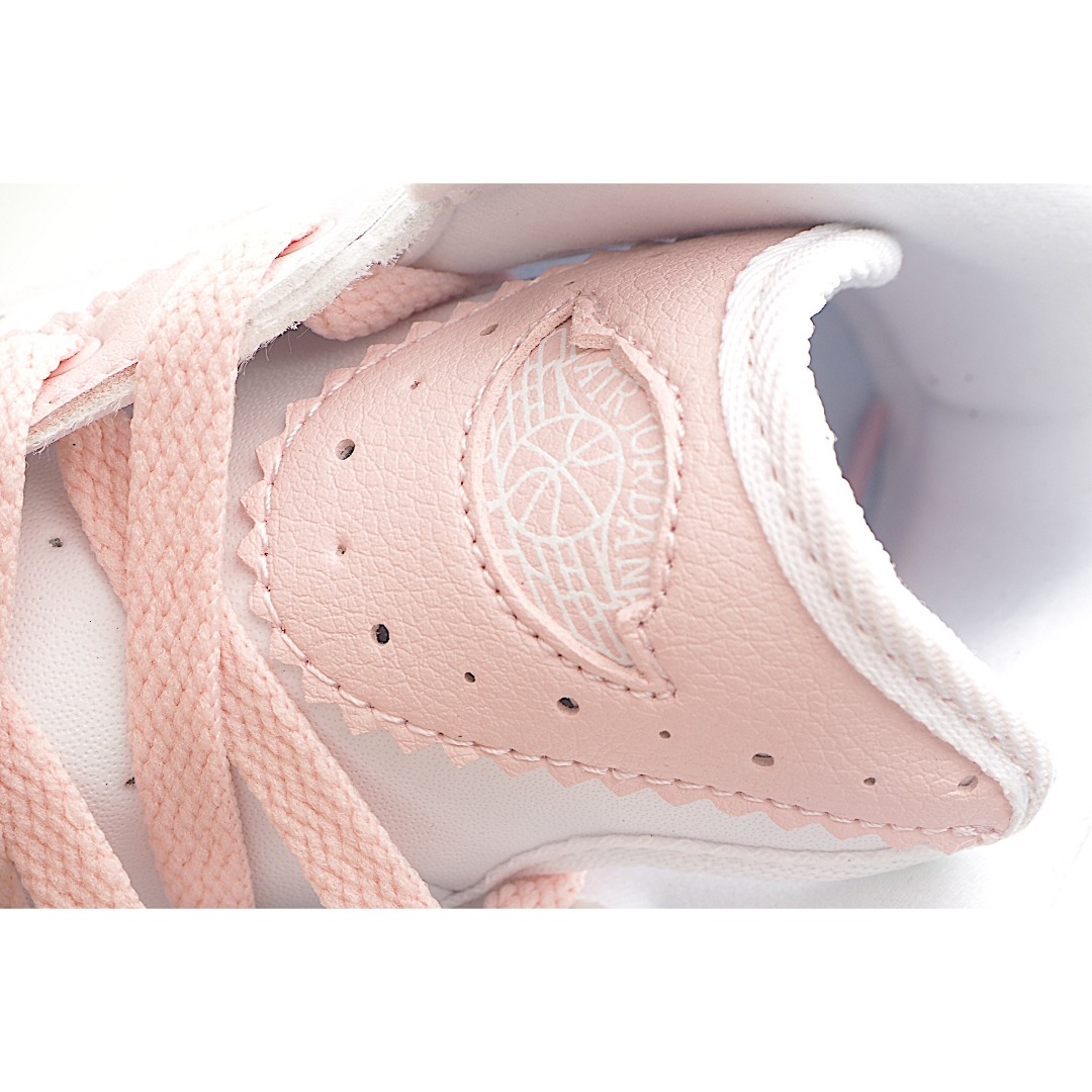 图片[8]-AJ 2代中帮系带复古童鞋 你的孩子会摇滚经典的吧! AJ2 于1986 年首次亮相，是其著名前身的酷炫弟弟一-标志性AJ1的更时尚、更简约的版本。鞋面采用舒适材质，提升上脚体验。鞋身延续了经典款式设计，并加强了鞋面的包裹和支撑性能。鞋底精心打造的防滑底纹，抓地稳固。 尺码：24-37.5-选品中心