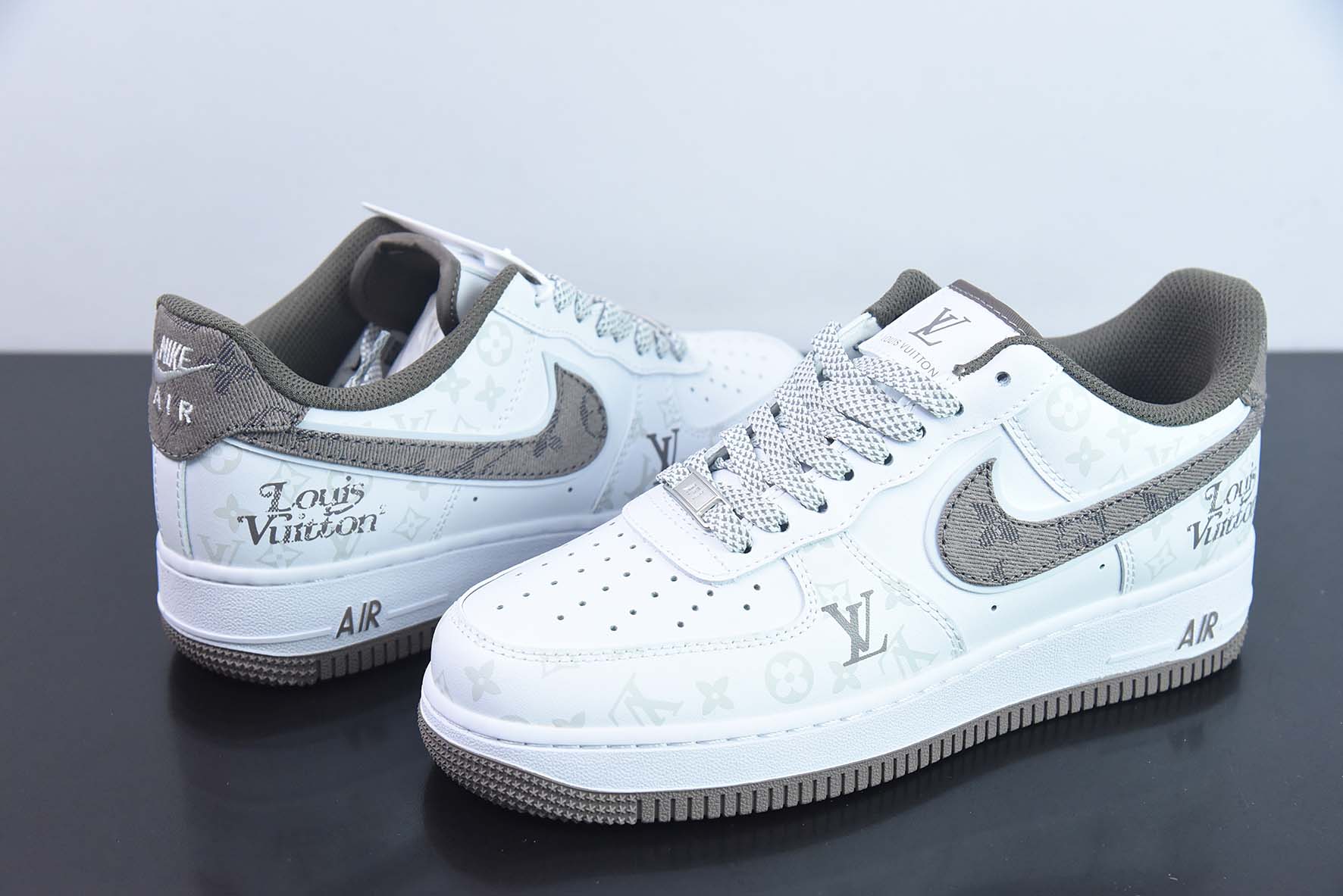 NIke Air Force 1 '07 Low “LV联名暗夜精灵--深灰牛仔”空军一号 低帮 货号:CV0670-300