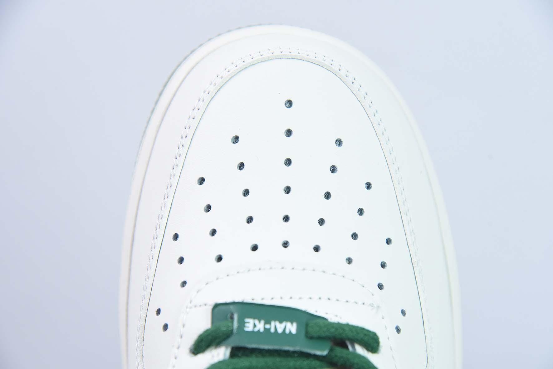 Air Force 1 '07 Low 白绿色 小香风低帮运动鞋 编织 货号:FN0369 100