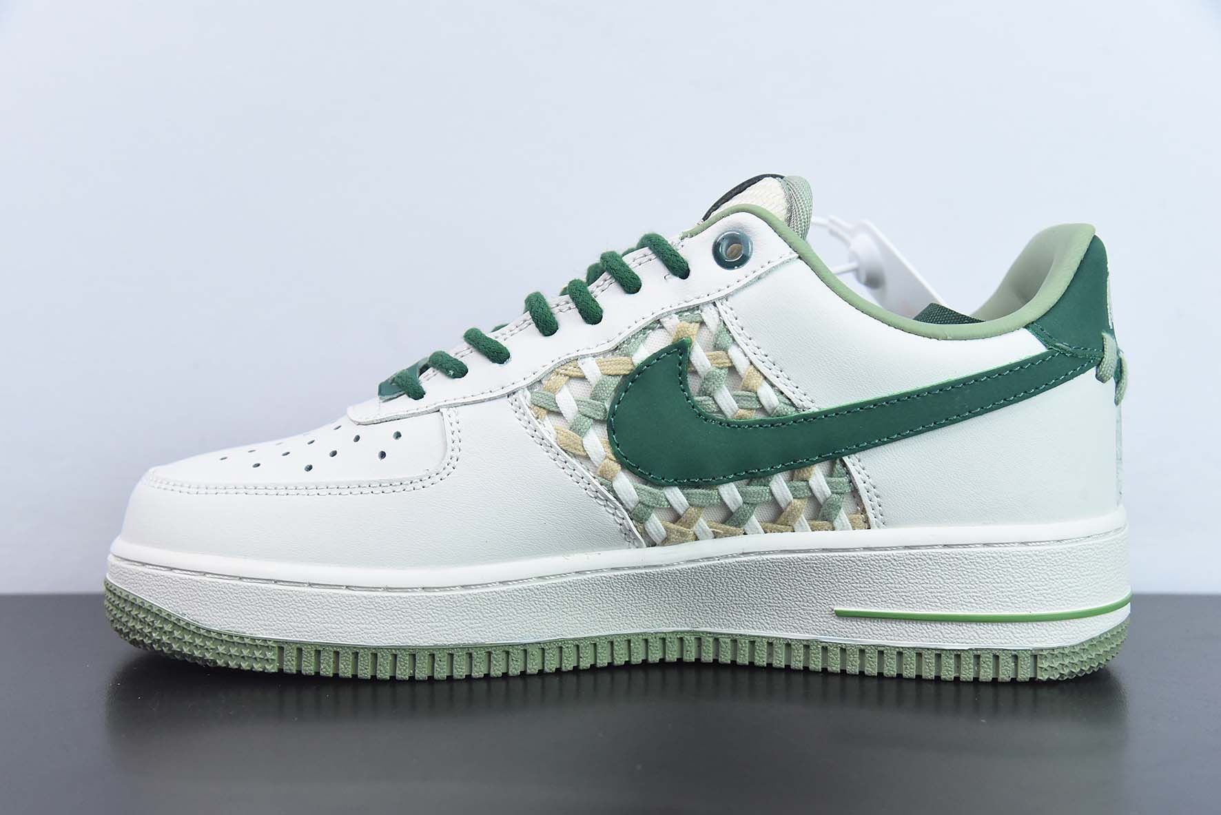 Air Force 1 '07 Low 白绿色 小香风低帮运动鞋 编织 货号:FN0369 100