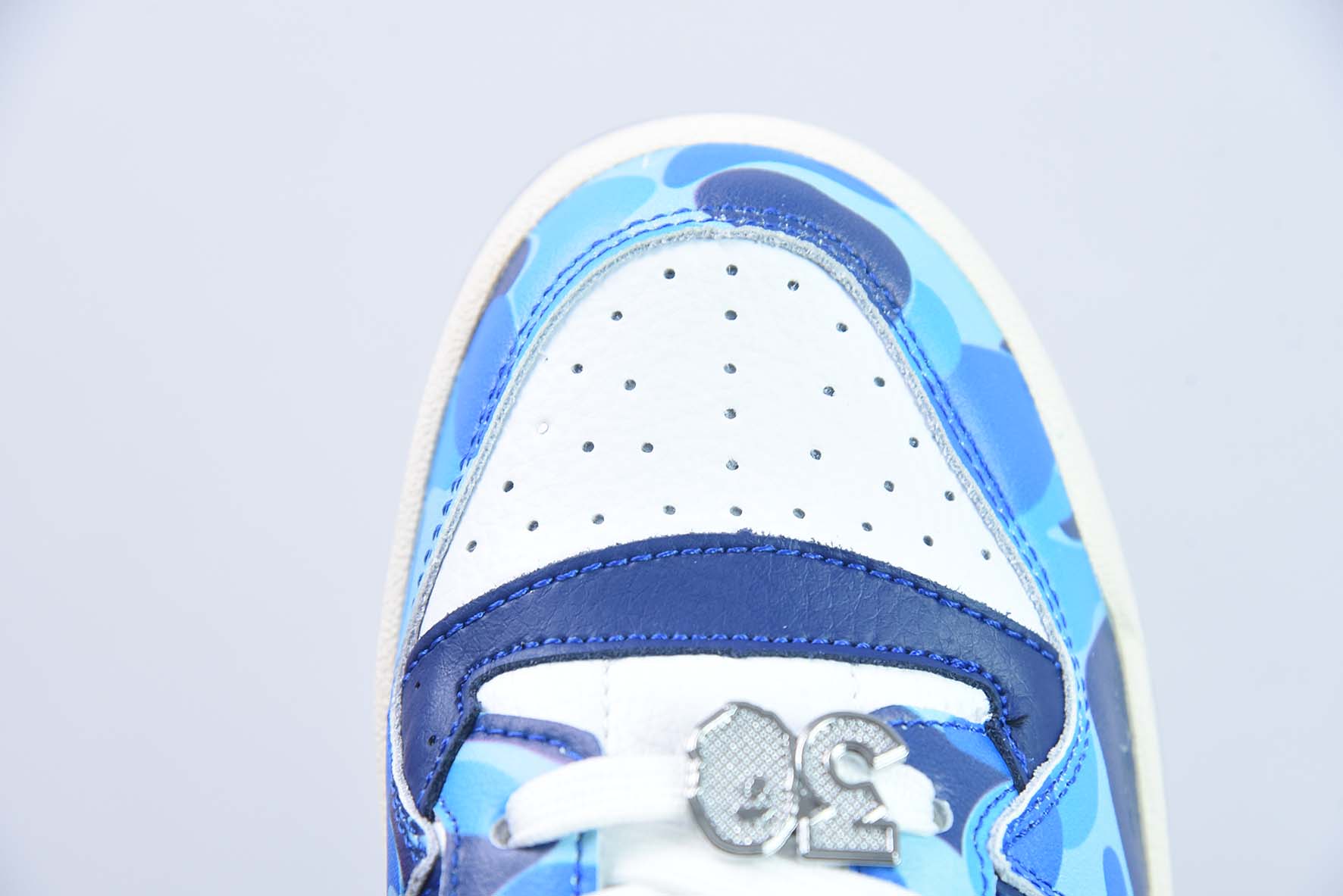 Bape x AD Forum 84 Low OG 低帮百搭潮流休闲运动板鞋 货号：ID4772