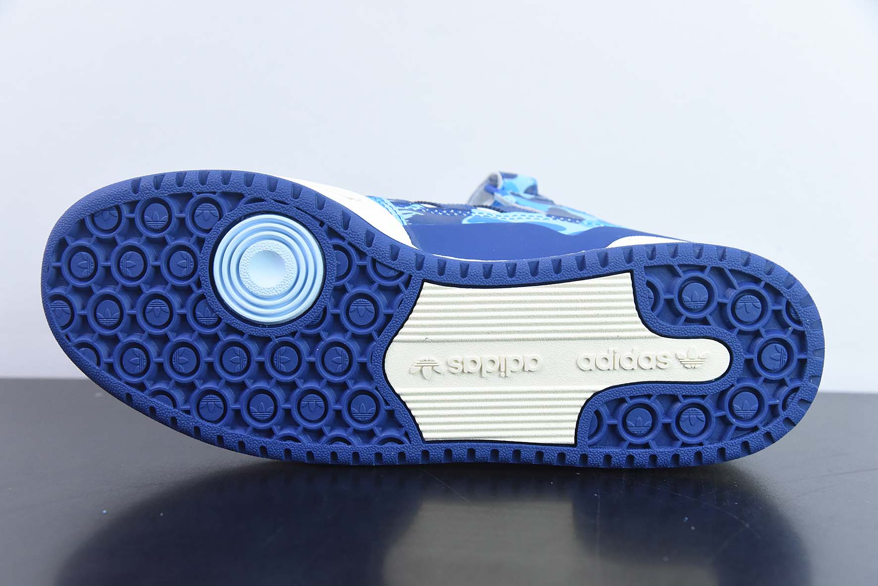 Bape x AD Forum 84 Low OG 低帮百搭潮流休闲运动板鞋 货号：ID4772
