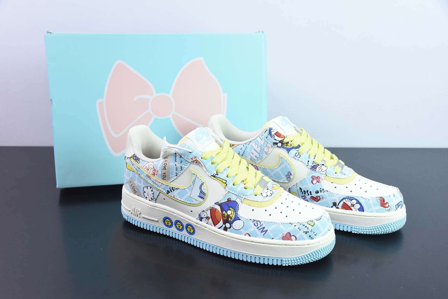 耐克Nike Air Force 1’07 Low"Doraemo"空军一号“米白浅蓝黄哆啦A梦叮当猫”货号:FB0607-055