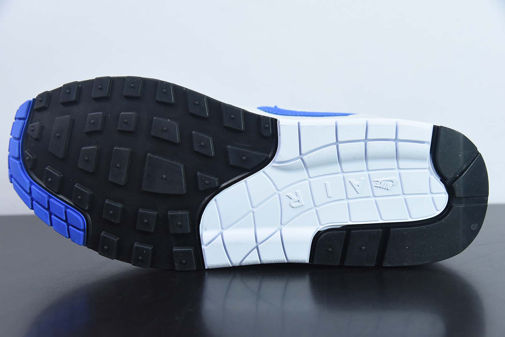Nike Air Max 1 PRM公司级版本 复古休闲跑步鞋 白蓝 货号:908375 102