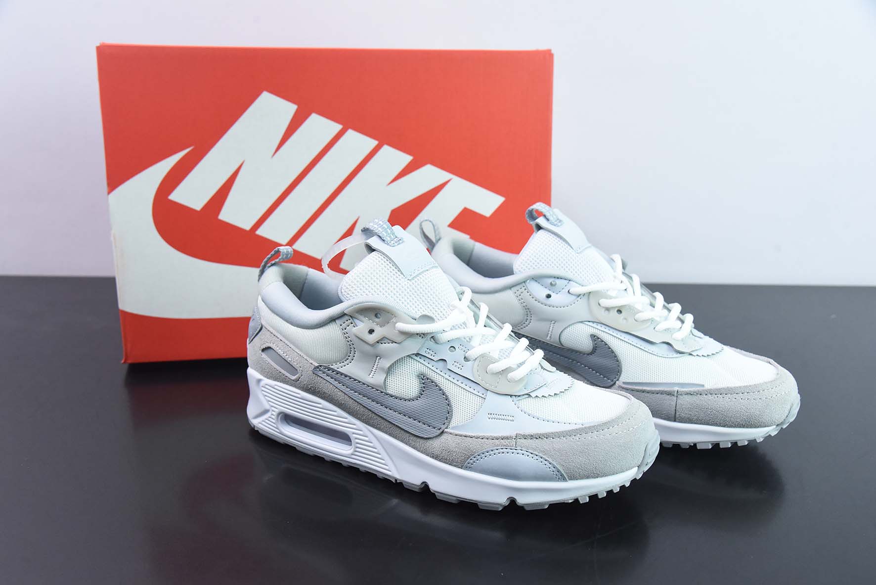 NK Air Max 90 Futura 解构版低帮复古百搭气垫休闲运动慢跑鞋 货号:DM9922-103