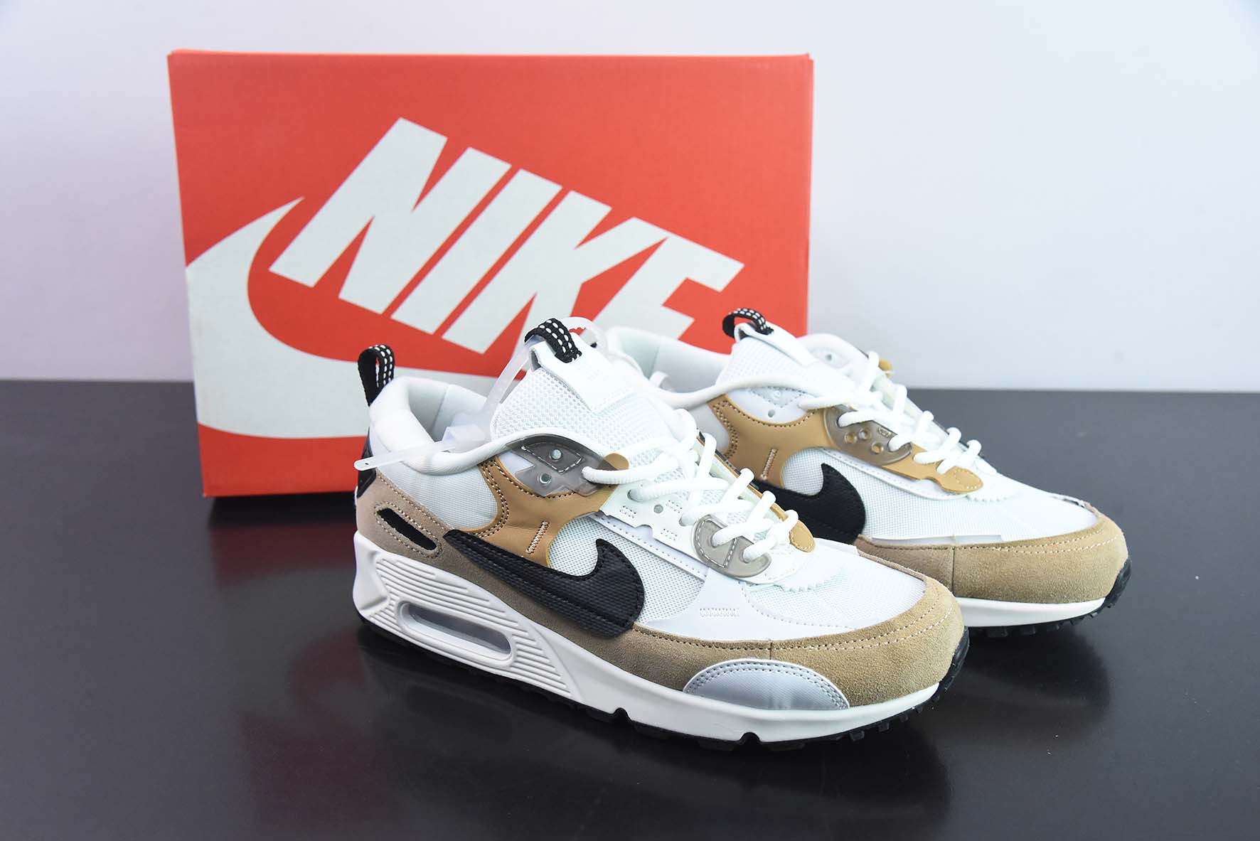 NK Air Max 90 Futura 解构版低帮复古百搭气垫休闲运动慢跑鞋 货号:DM9922 002