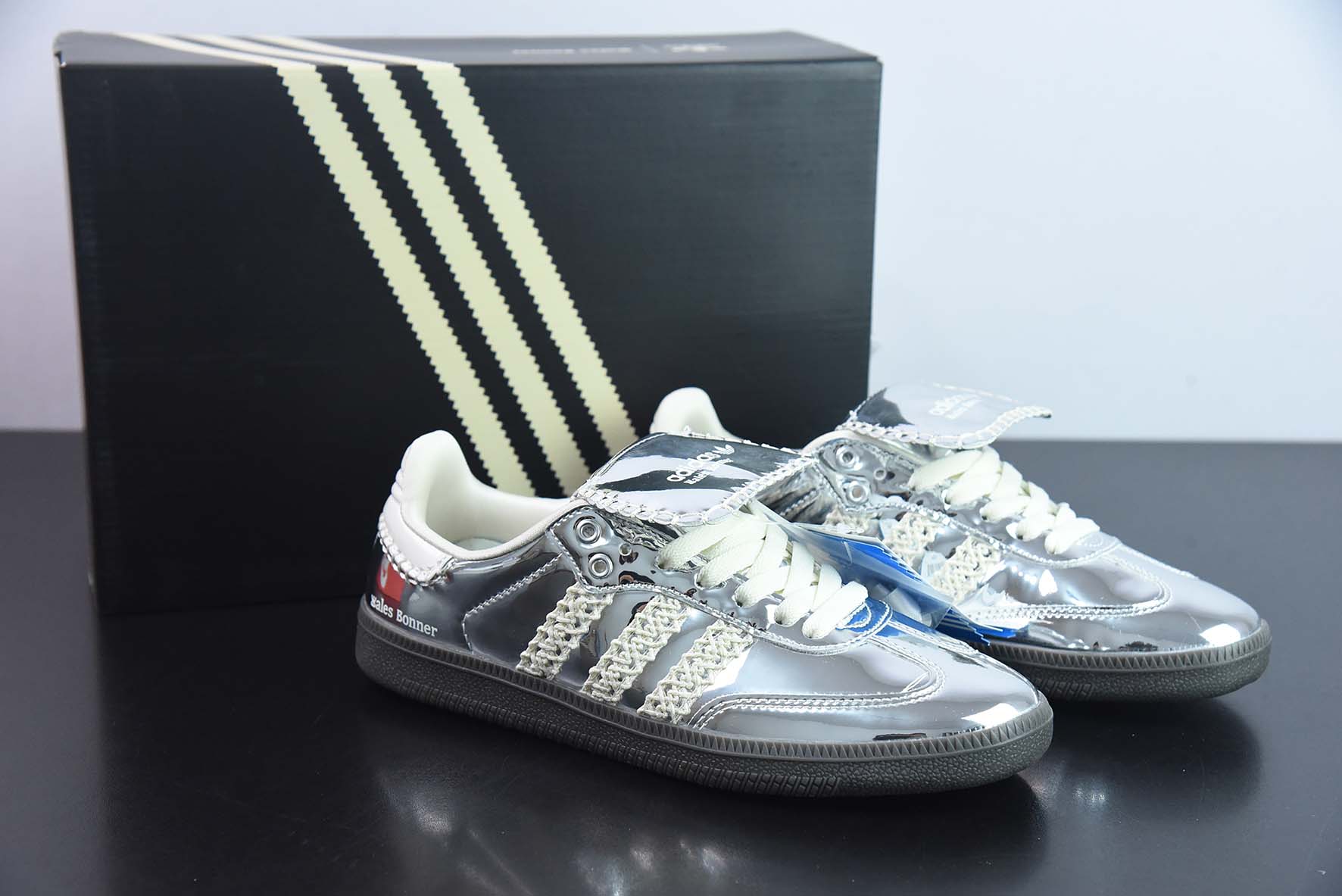 AD Originals Samba Classic"Silver Metallic"桑巴低帮运动鞋 货号: IG8181