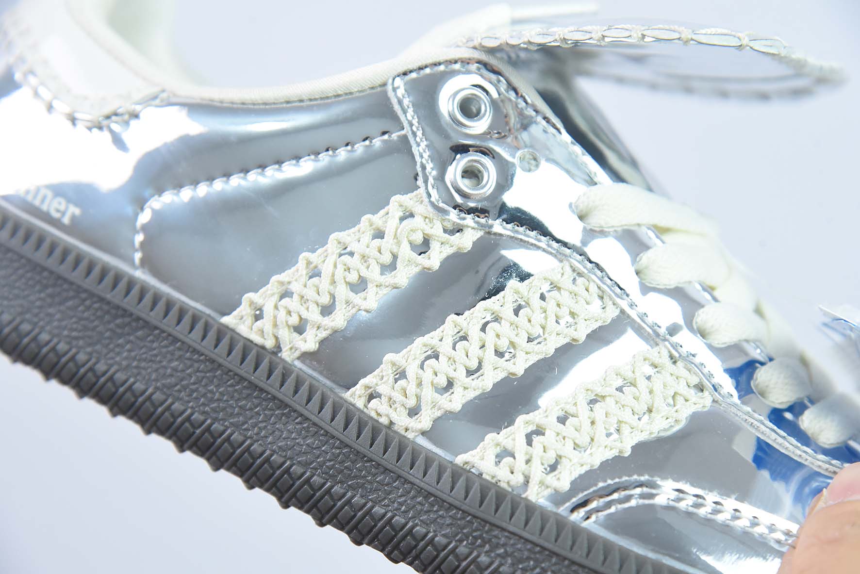 AD Originals Samba Classic"Silver Metallic"桑巴低帮运动鞋 货号: IG8181