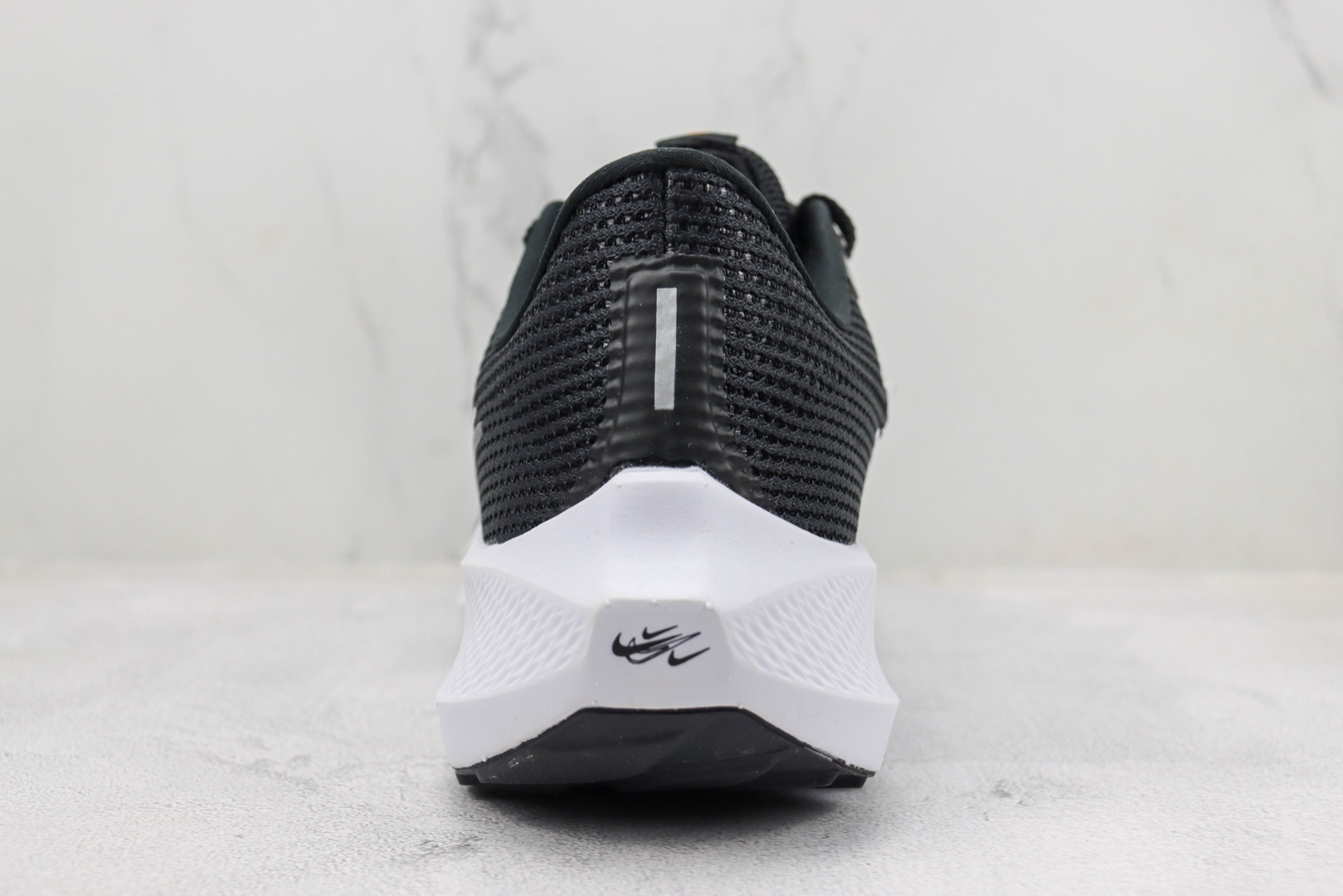 Nike Air Zoom Pegasus 40 Black/White Running Shoes FB7179-001 6 o 1h41h0g719el15hc1i8m1g1nnpt15