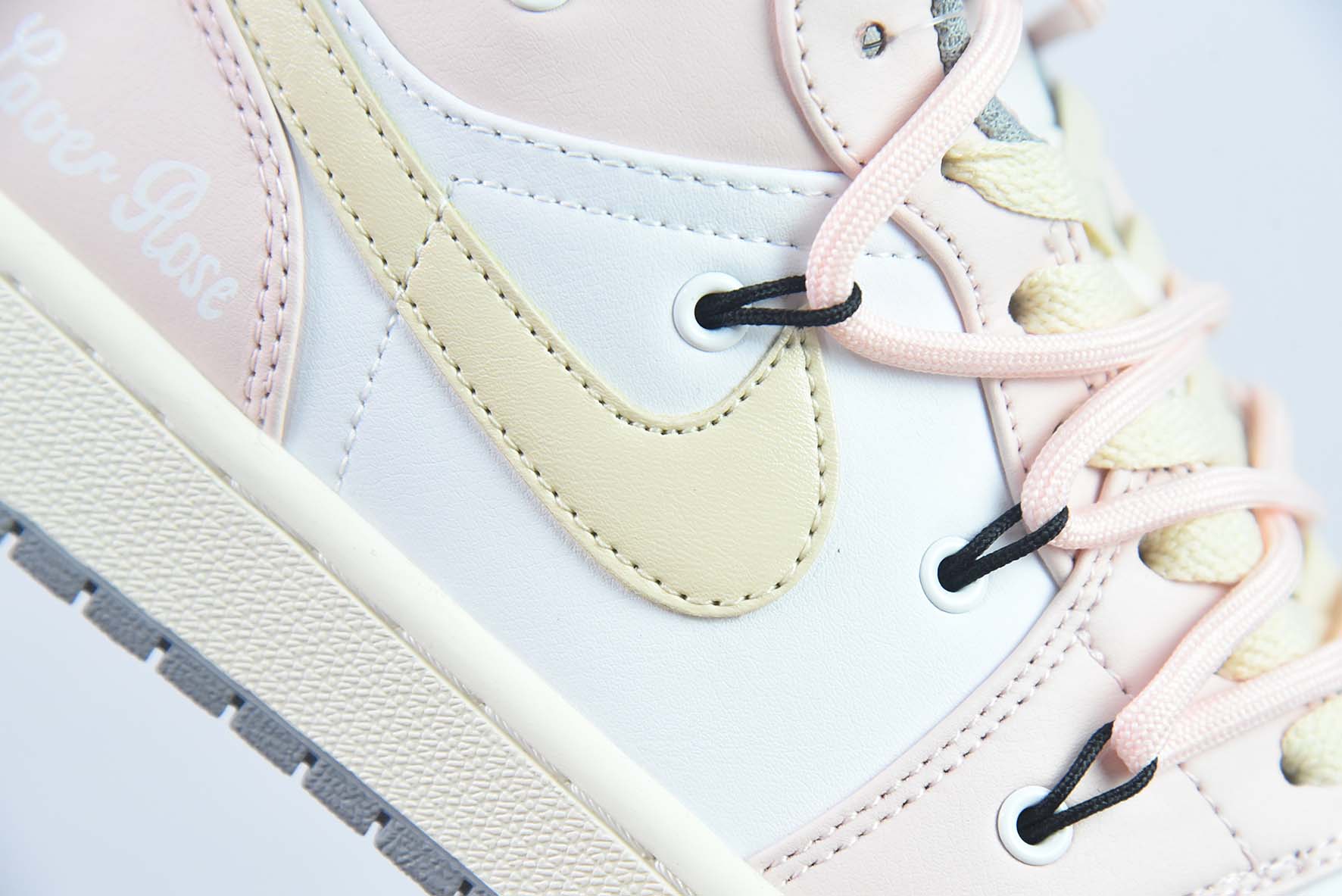 NK Air Jordan 1 Low AJ1 乔1定制版 绑带解构 运动文化篮球鞋 货号:553558-053