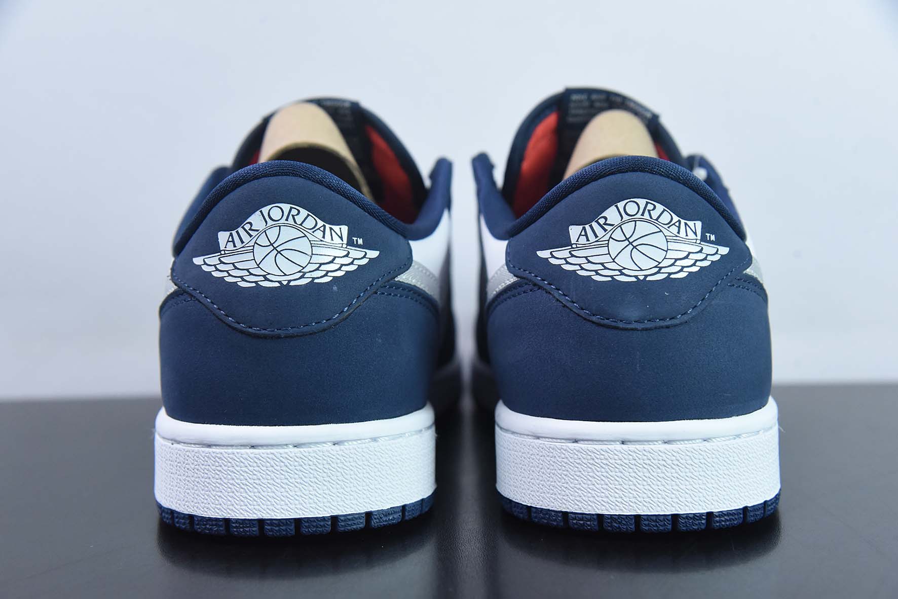 NK SB x Air Jordan 1 Low AJ1乔1联名 低帮休闲运动板鞋 货号：CJ7891-400