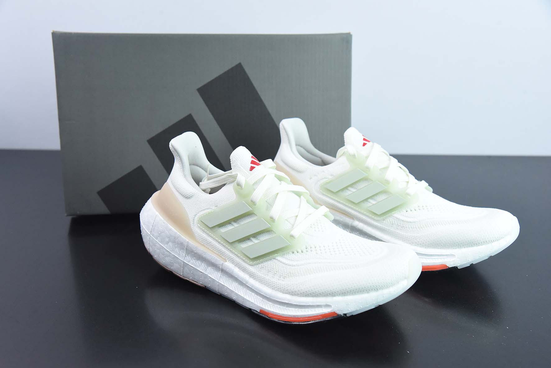 阿迪达斯Adidas Pure Boost 2023 Light"Mint/White"23版轻弹 针织浅薄荷绿白橙”HQ6348