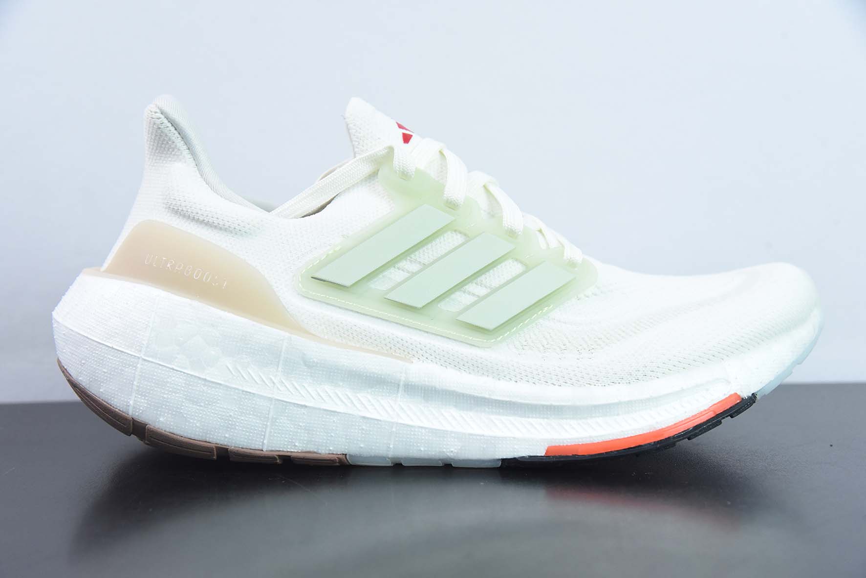 阿迪达斯Adidas Pure Boost 2023 Light"Mint/White"23版轻弹 针织浅薄荷绿白橙”HQ6348