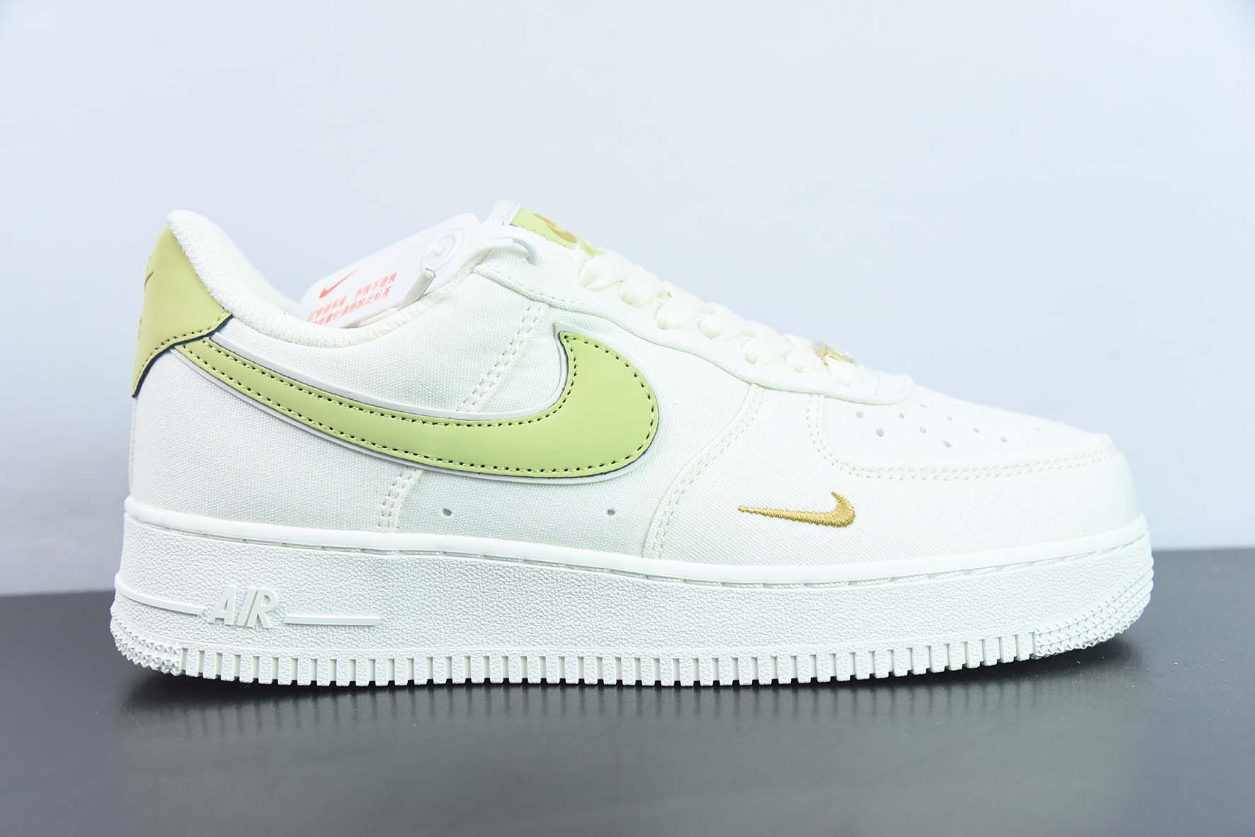 Nike Air Force 1 Low 青苹果帆布 空军一号低帮运动鞋 货号：MN5696-109