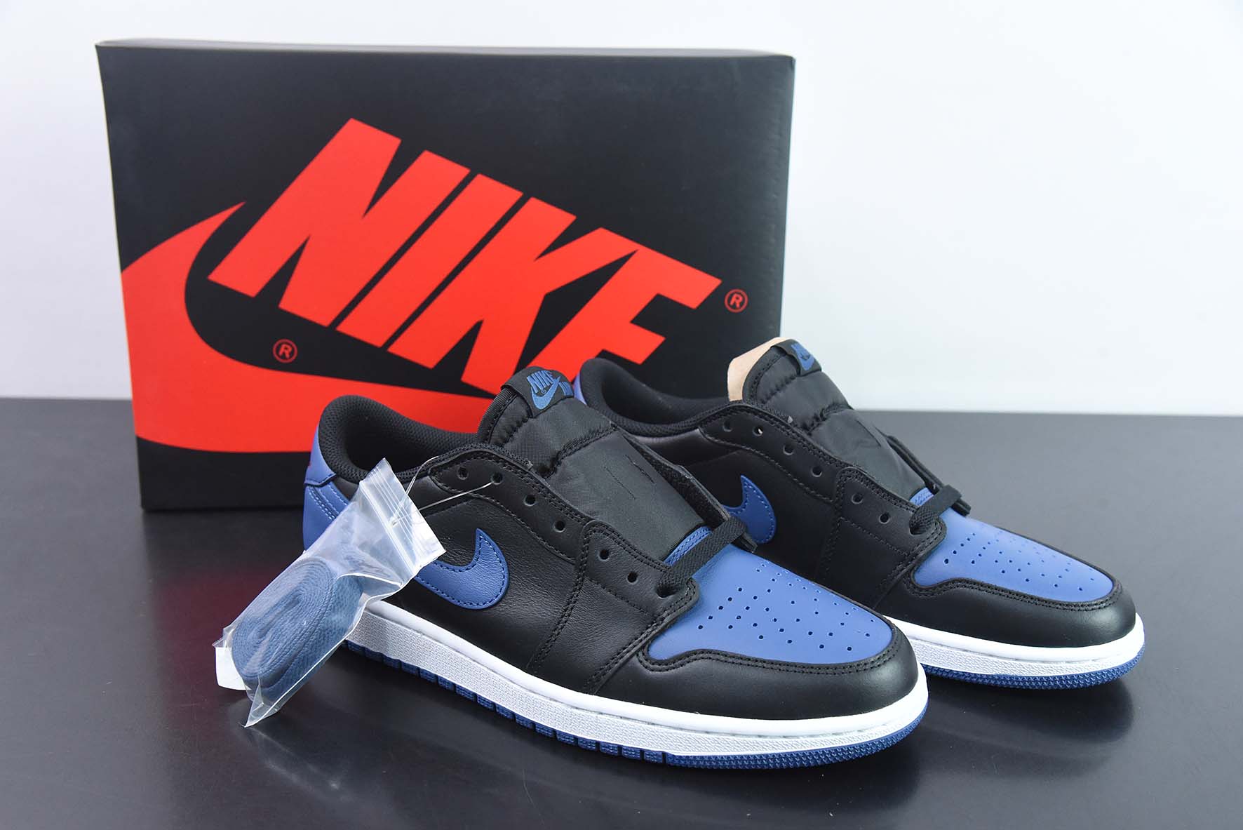 Air Jordan 1 Retro Low AJ1乔1 低帮 黑蓝 货号：CZ0775-041