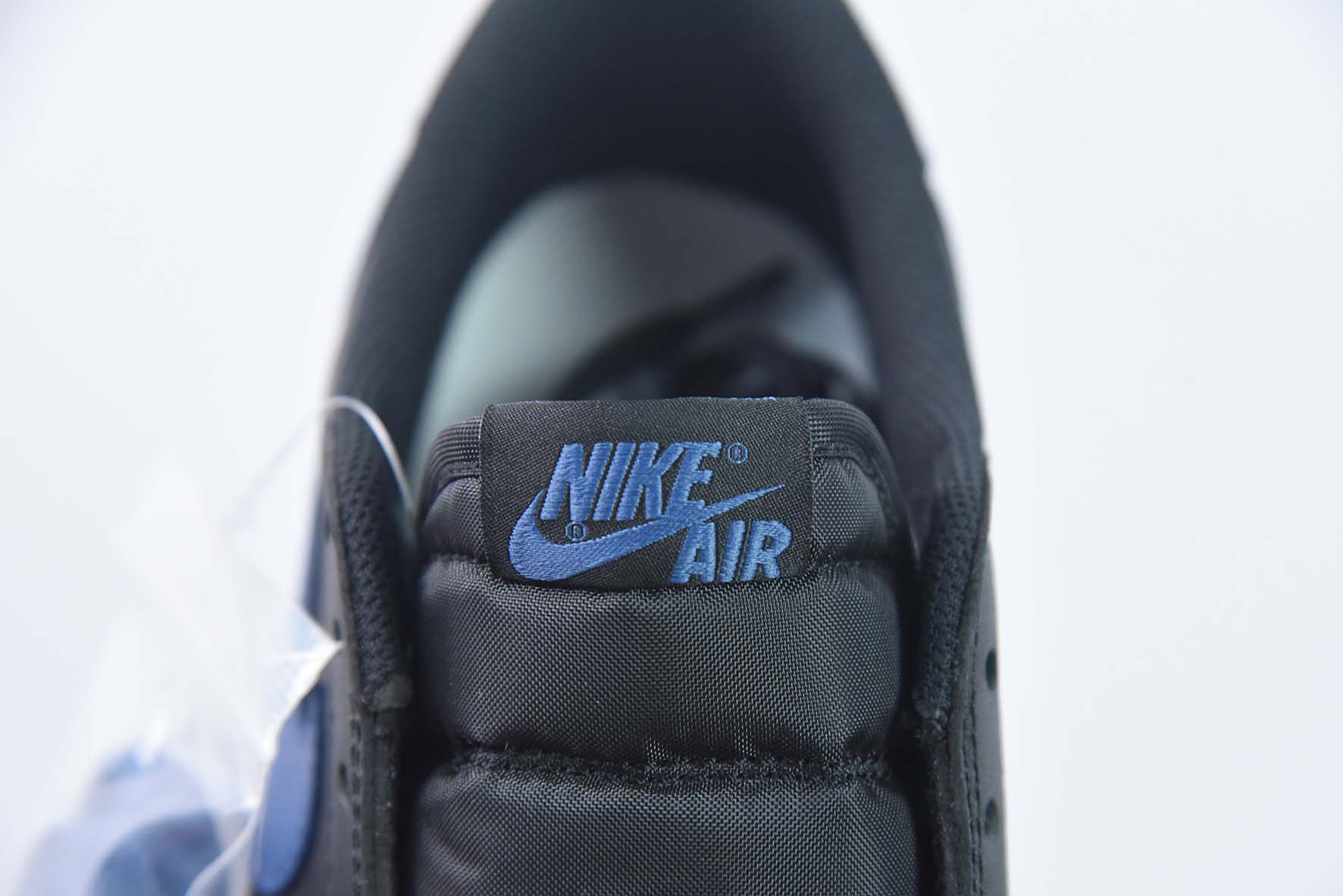 Air Jordan 1 Retro Low AJ1乔1 低帮 黑蓝 货号：CZ0775-041