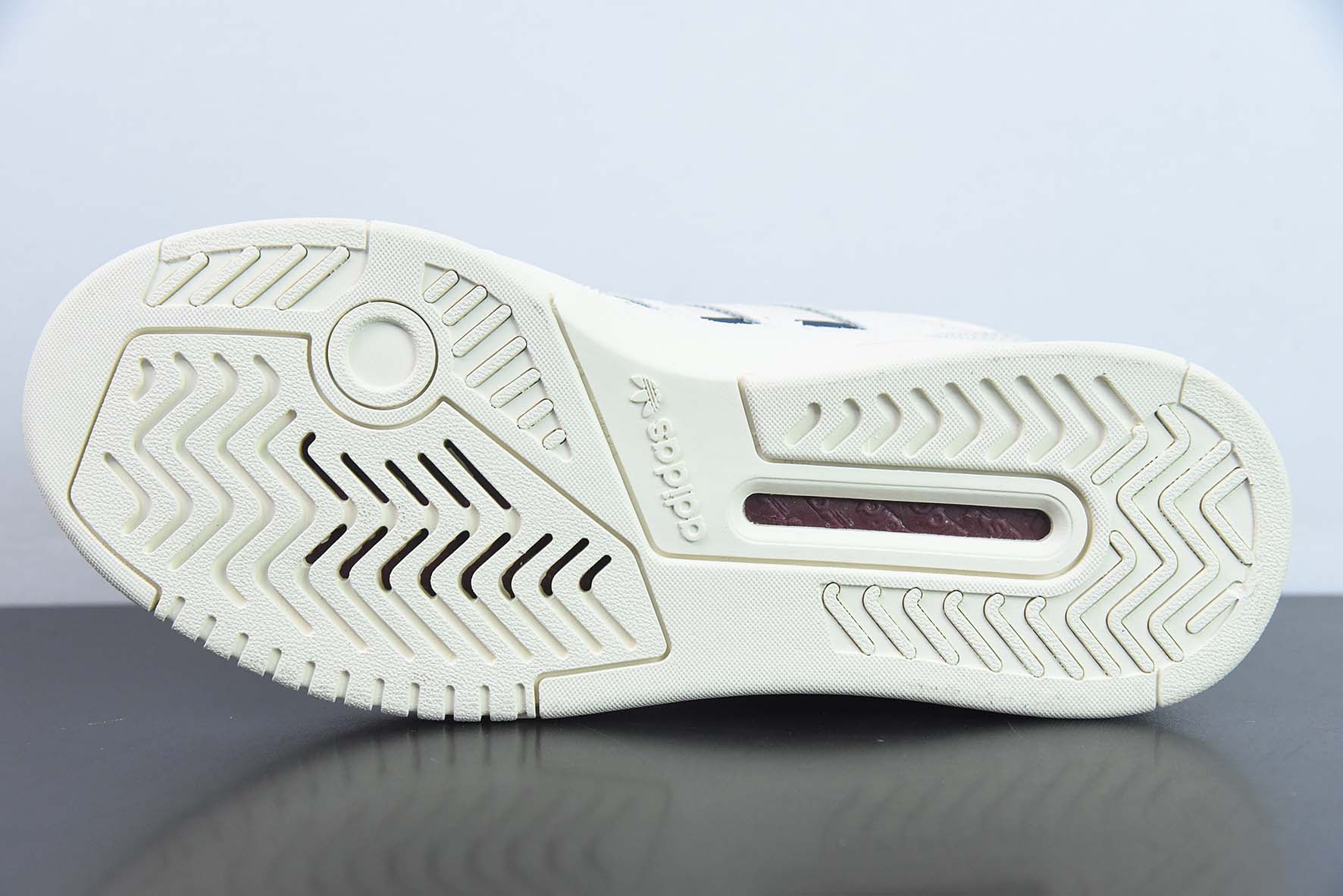 Ad Originals Drop Step XL Low 三叶草新款篮球风校园休闲运动板鞋货号:GW9728