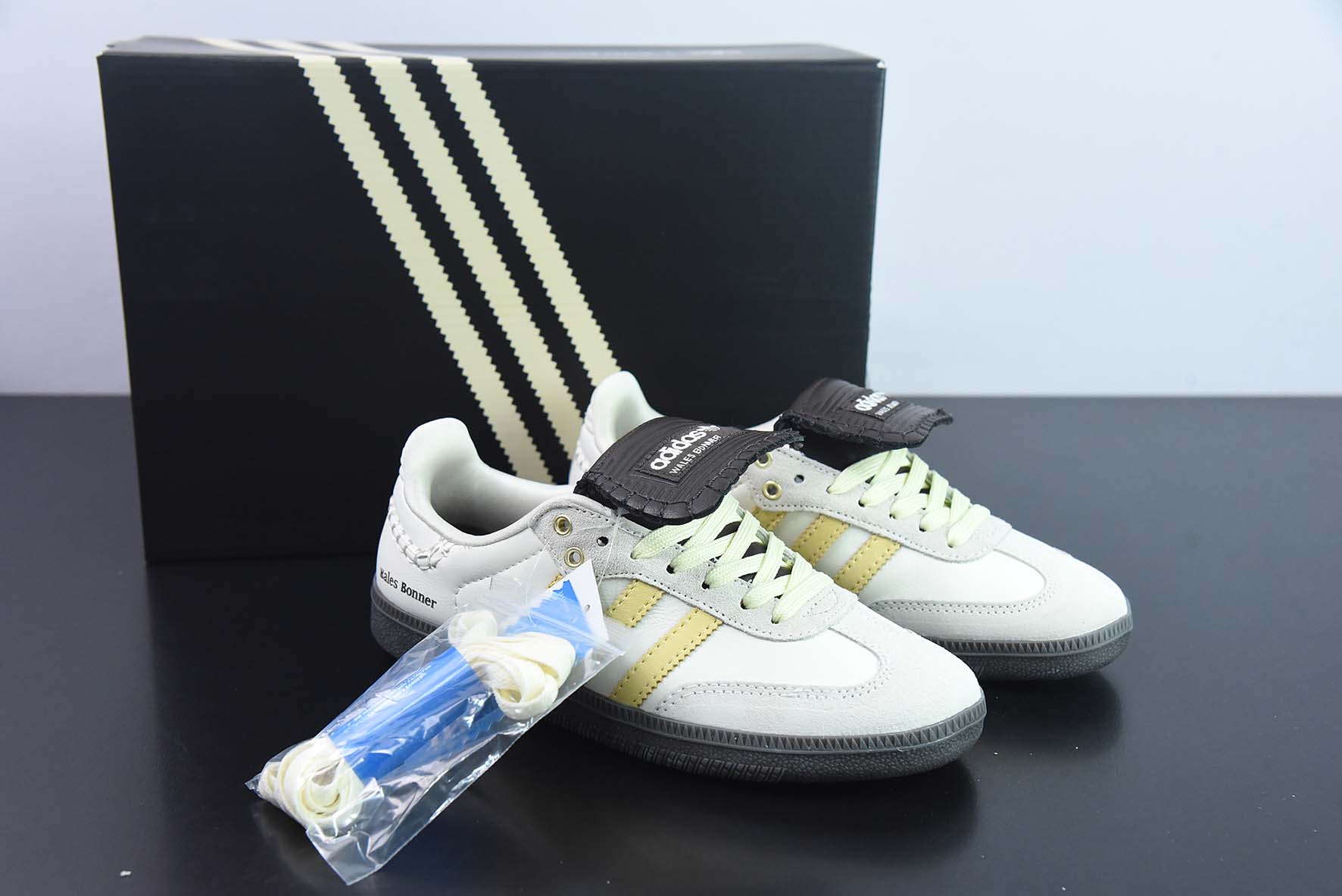 Adidas三叶草 SAMBA  低帮德训板鞋/灰棕 大鞋舌