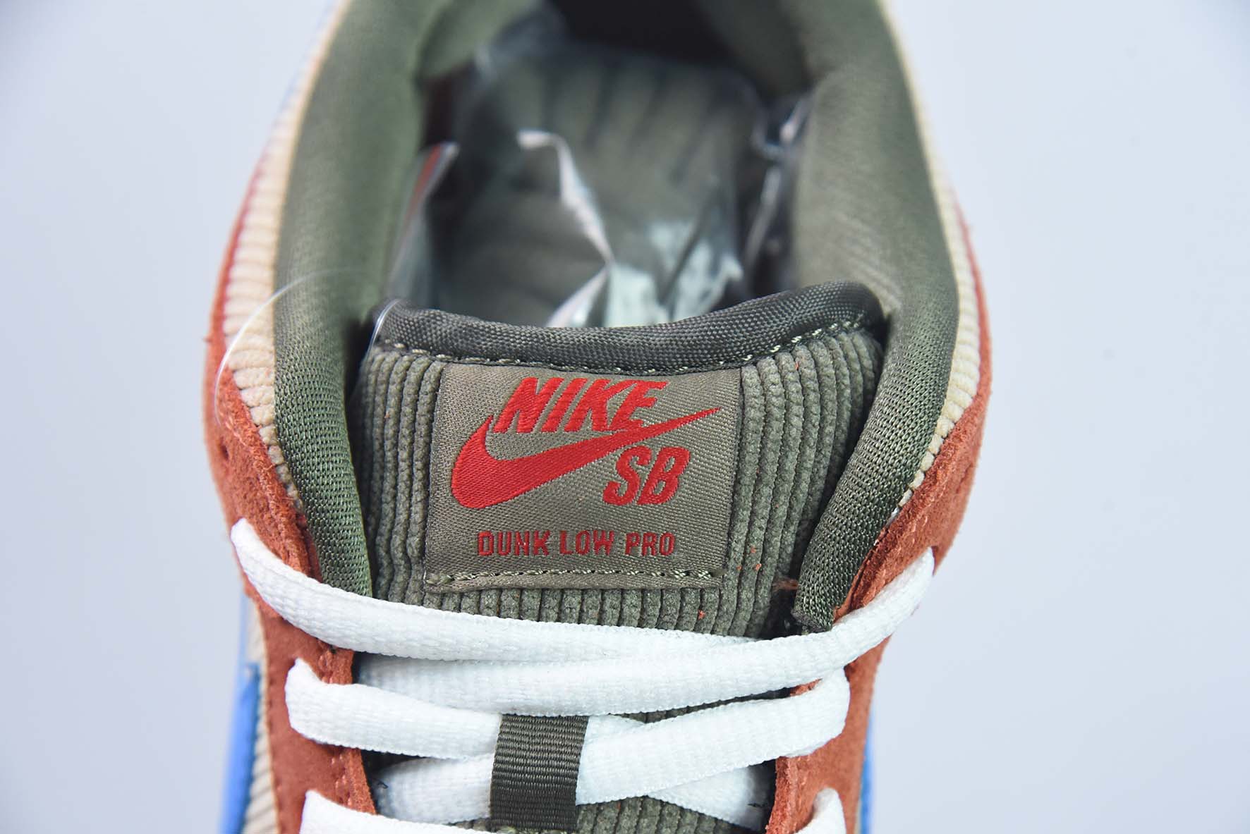Nk SB Dunk Low Pro Color 灯芯绒 低帮休闲运动滑板鞋 货号:BQ6817-201