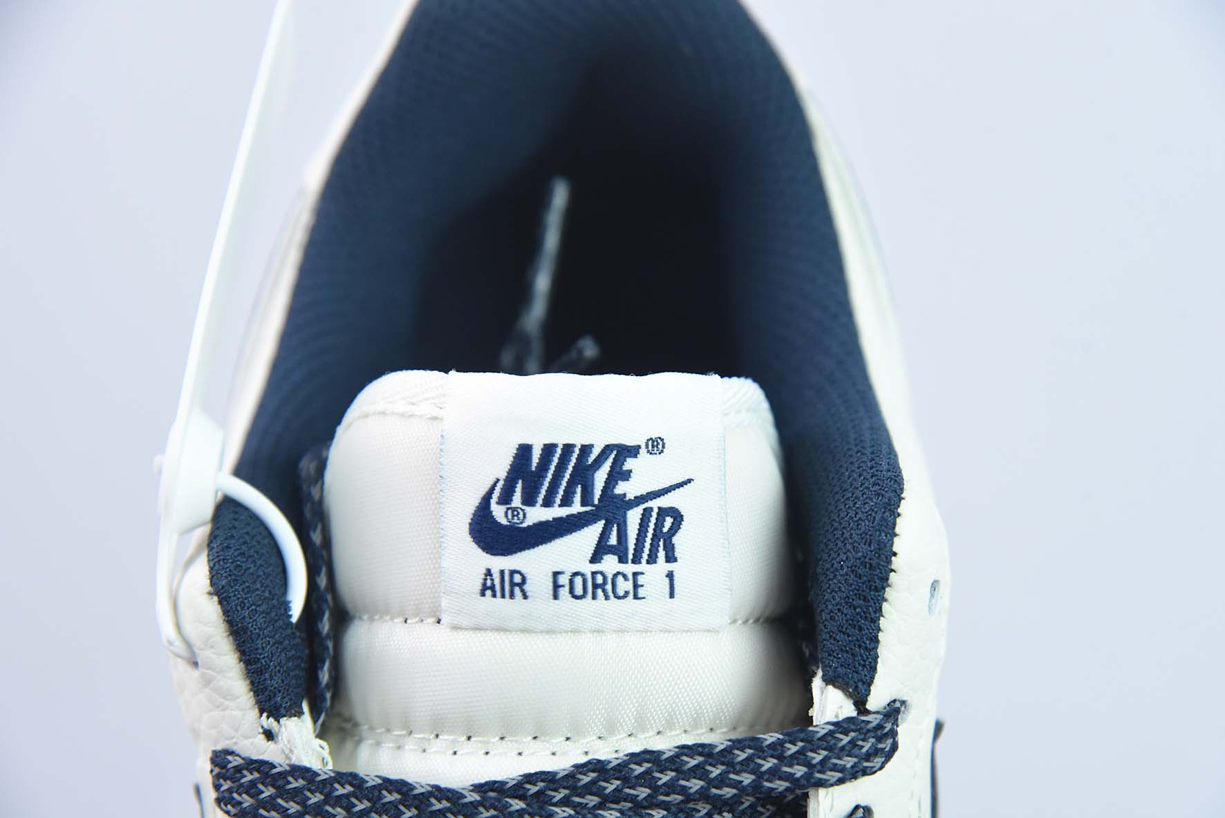 NIke Air Force 1 '07 Low “米深蓝满天星”空军一号 低帮 运动鞋 休闲鞋 货号:HD1689-104