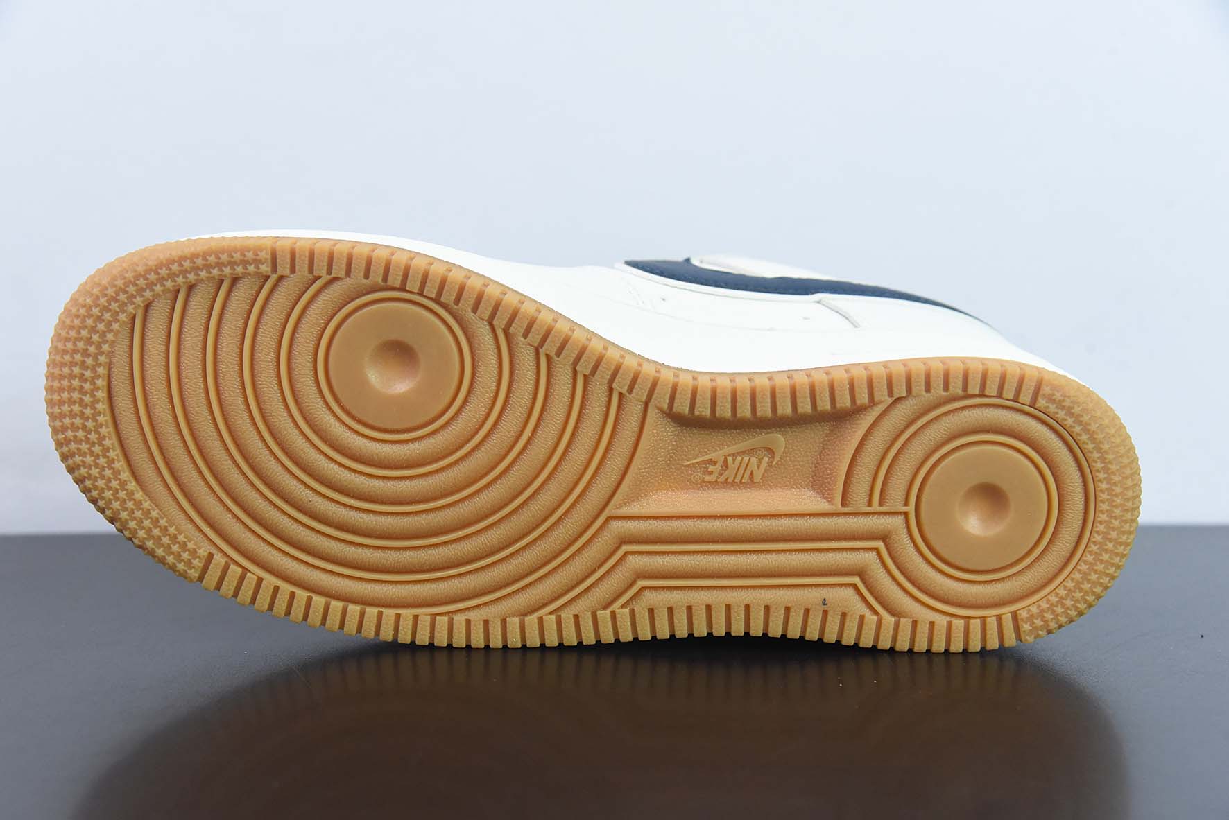 NIke Air Force 1 '07 Low “米深蓝满天星”空军一号 低帮 运动鞋 休闲鞋 货号:HD1689-104