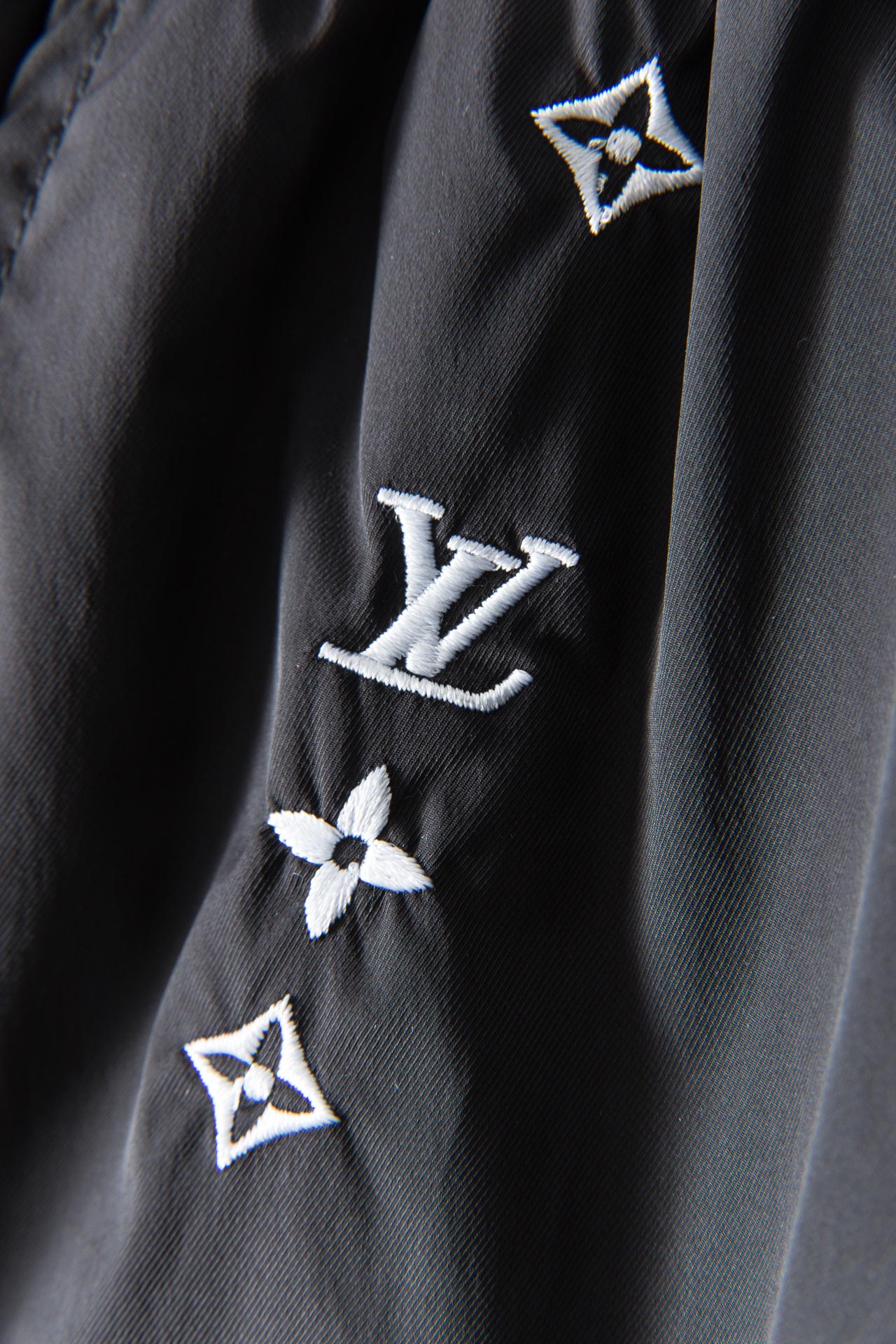 Louis Vuitton Haute Couture Haute Couture Ready-to-Wear Clothing Dress 8