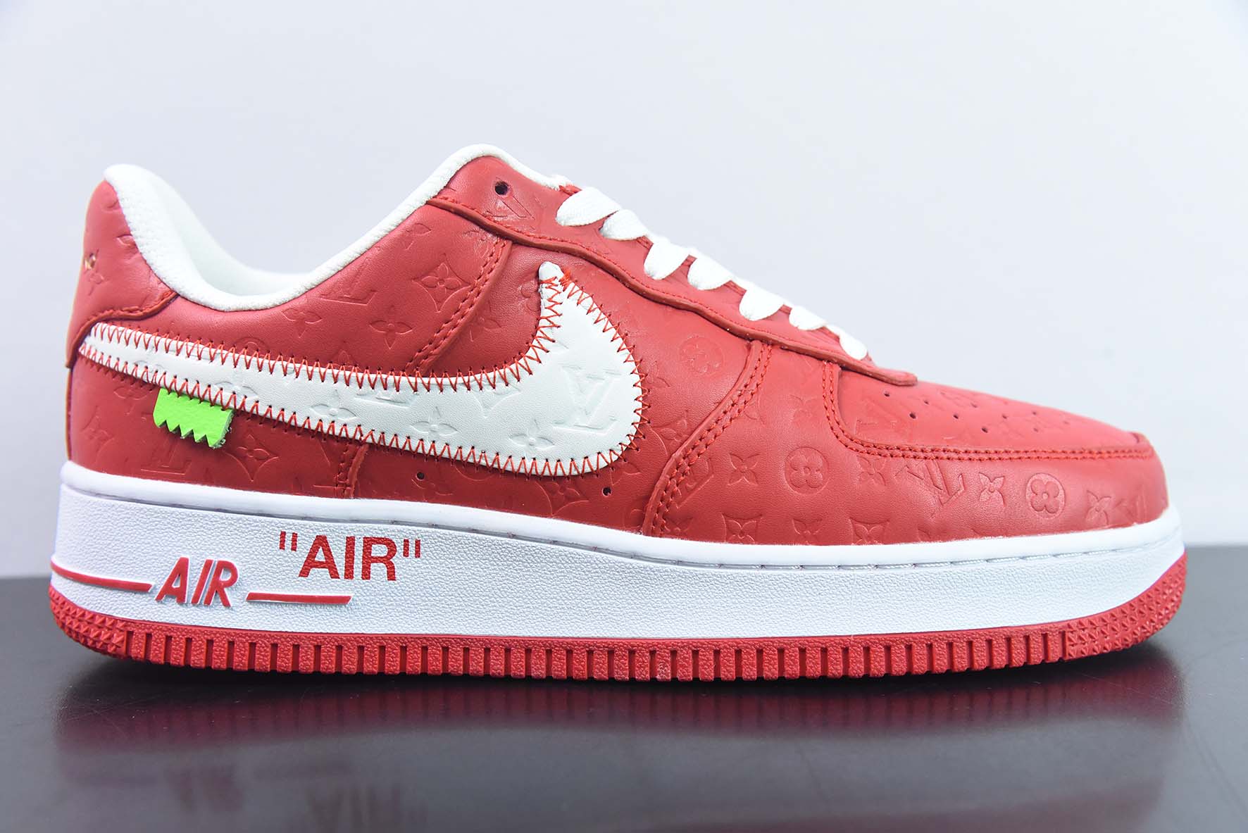 Louis Vuitton x NK Air Force edición colaboración zapatillas de skate casuales de caña baja Air Force One