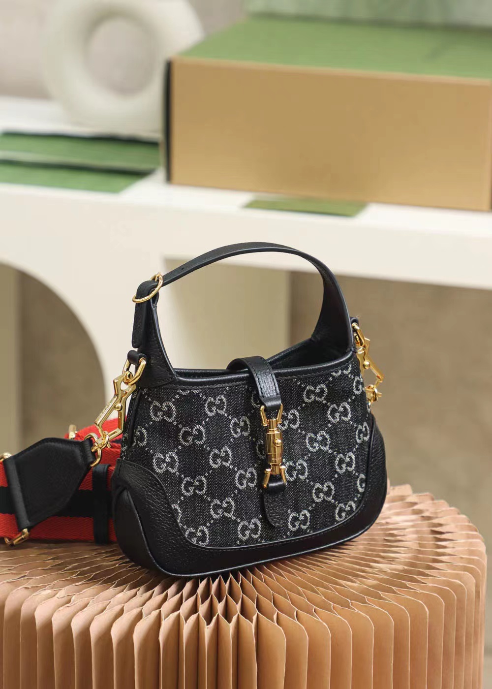 Gucci Bag Collection crafted with premium materials and signature design 6