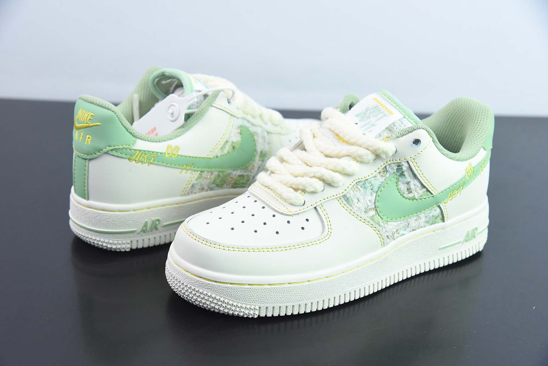 Nk Air Force 1'07 Low "Just Do It" 小香风系列 空军一号低帮休闲运动板鞋 货号:FJ7740-011