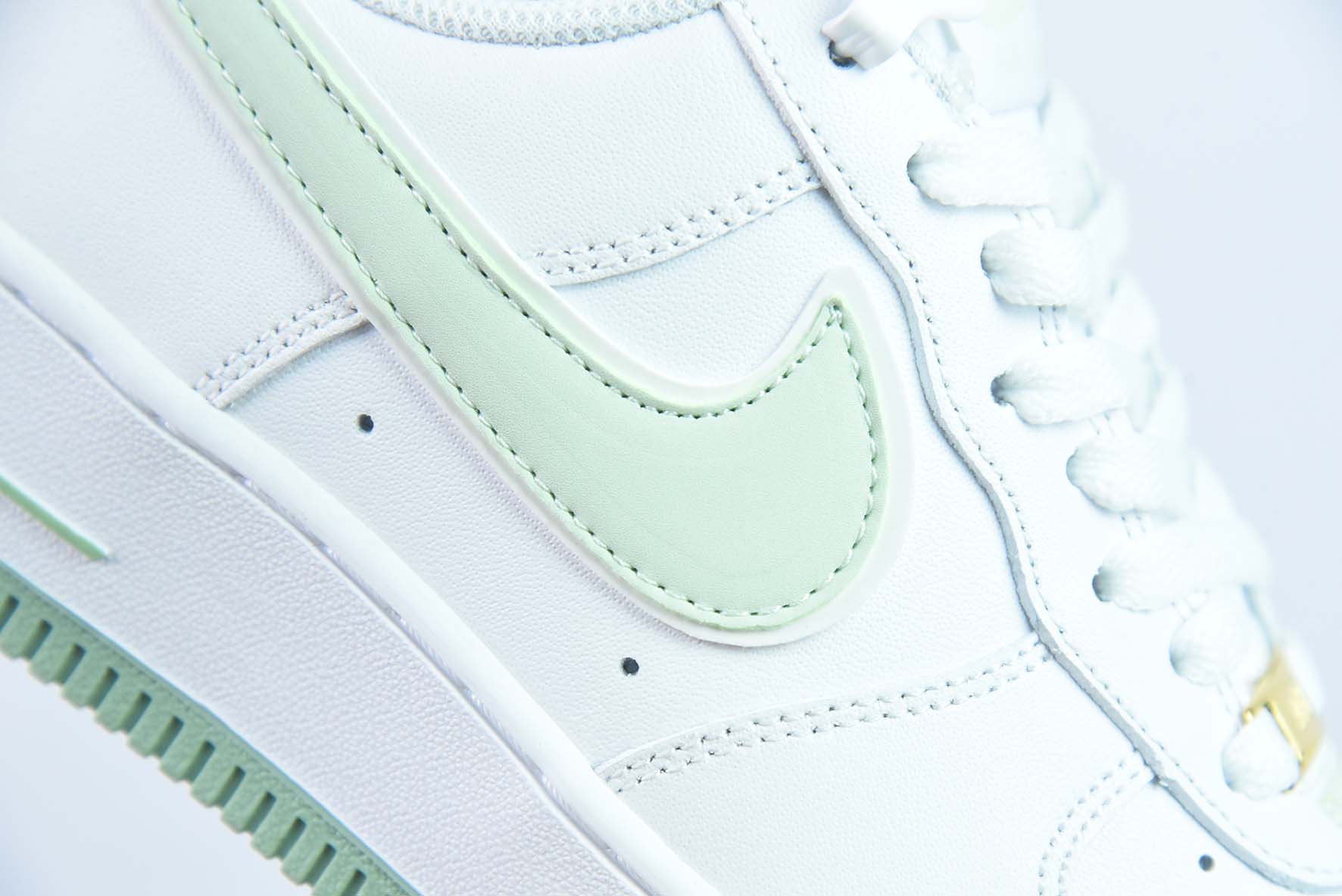 Nk Air Force 1‘07 Low ”Swoosh“ 草绿小勾 空军一号低帮休闲板鞋 货号:CV5696-968