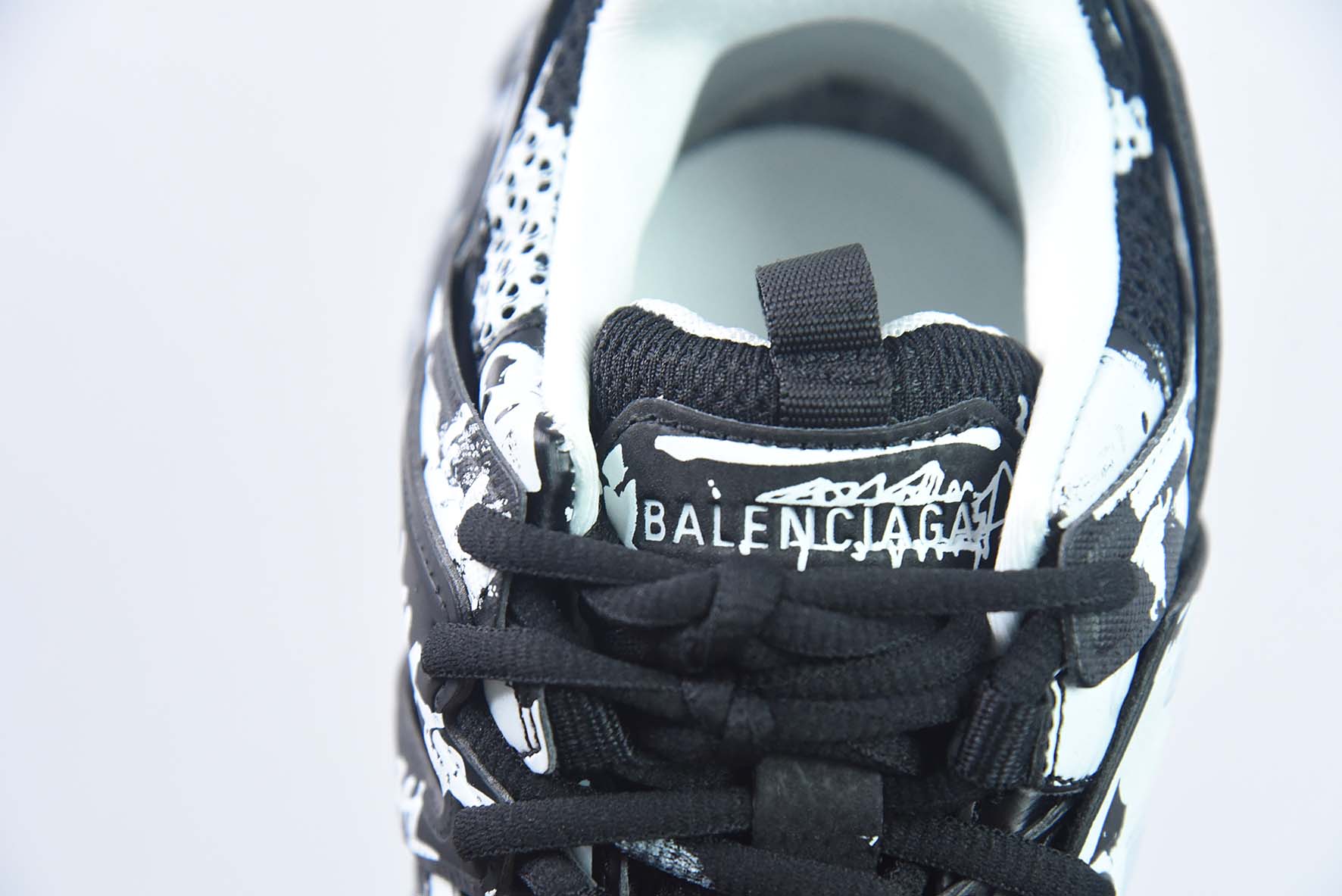 BALENCIAGA Track Mule Clear Sole Sneakers 3.0 纯原版本 无灯 涂鸦黑白运动鞋