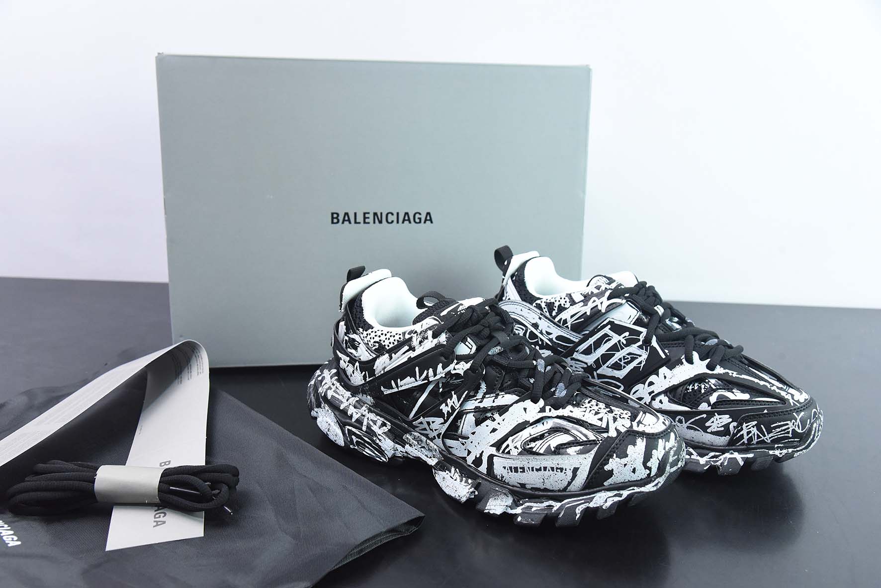 BALENCIAGA Track Mule Clear Sole Sneakers 3.0 纯原版本 无灯 涂鸦黑白运动鞋