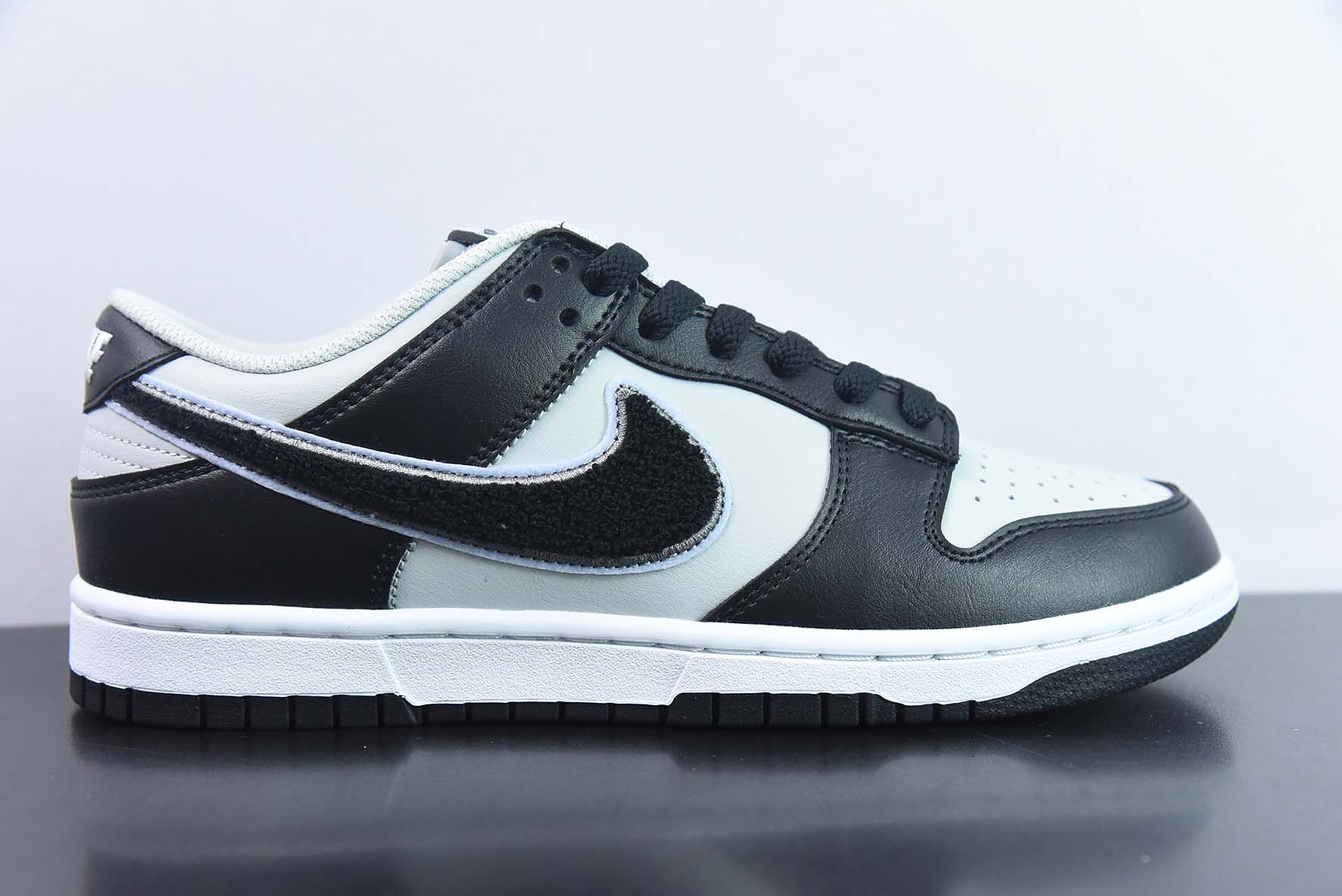 TNK15888137 NK Dunk Low Retro "chenille swoosh" gancho de felpa negro gris panda zapatillas de skate casual d…
