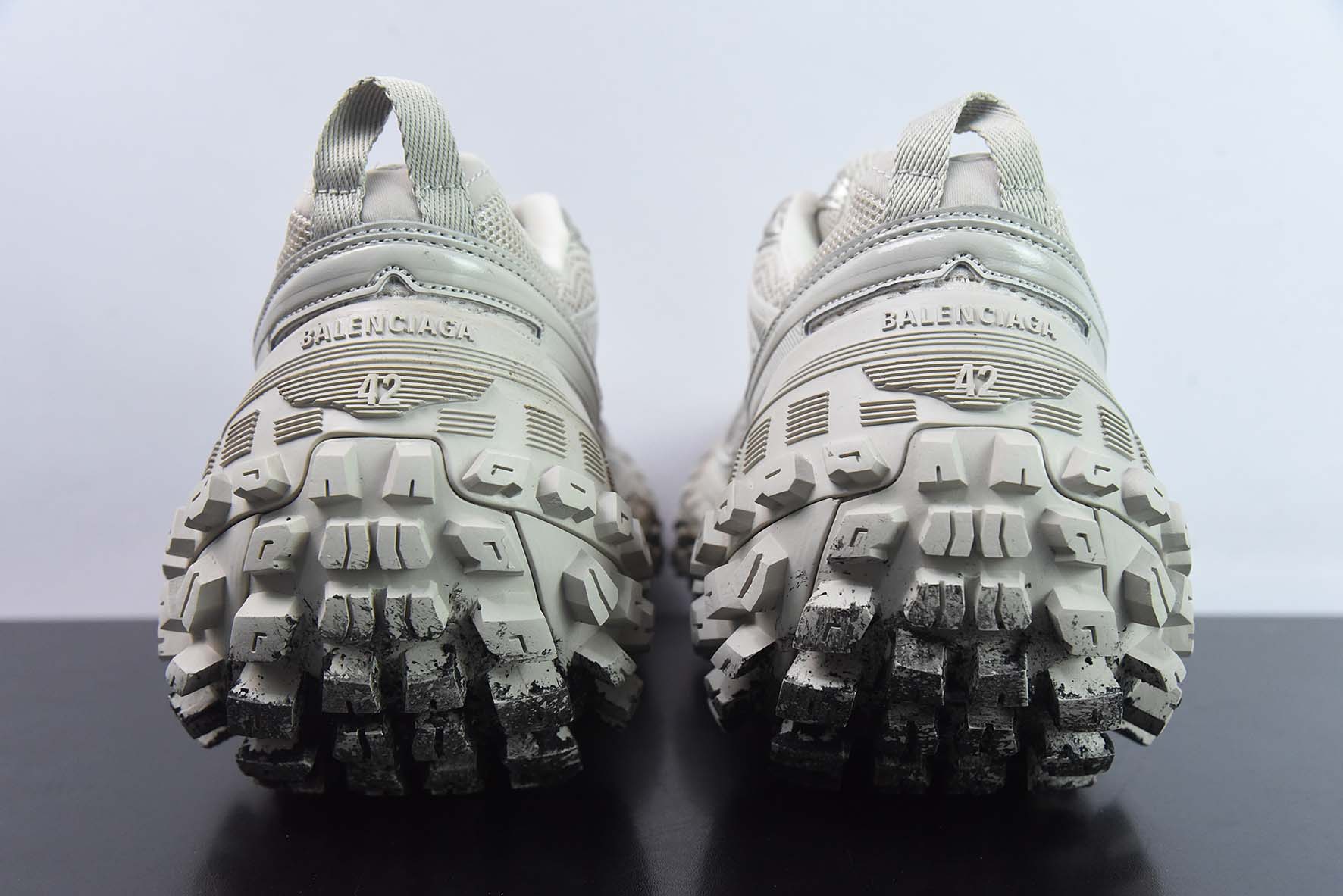 BALENCIAGA Defender Rubber Platform Sneakers卫士系列低帮坦克巴黎世家轮胎做旧 脏脏鞋