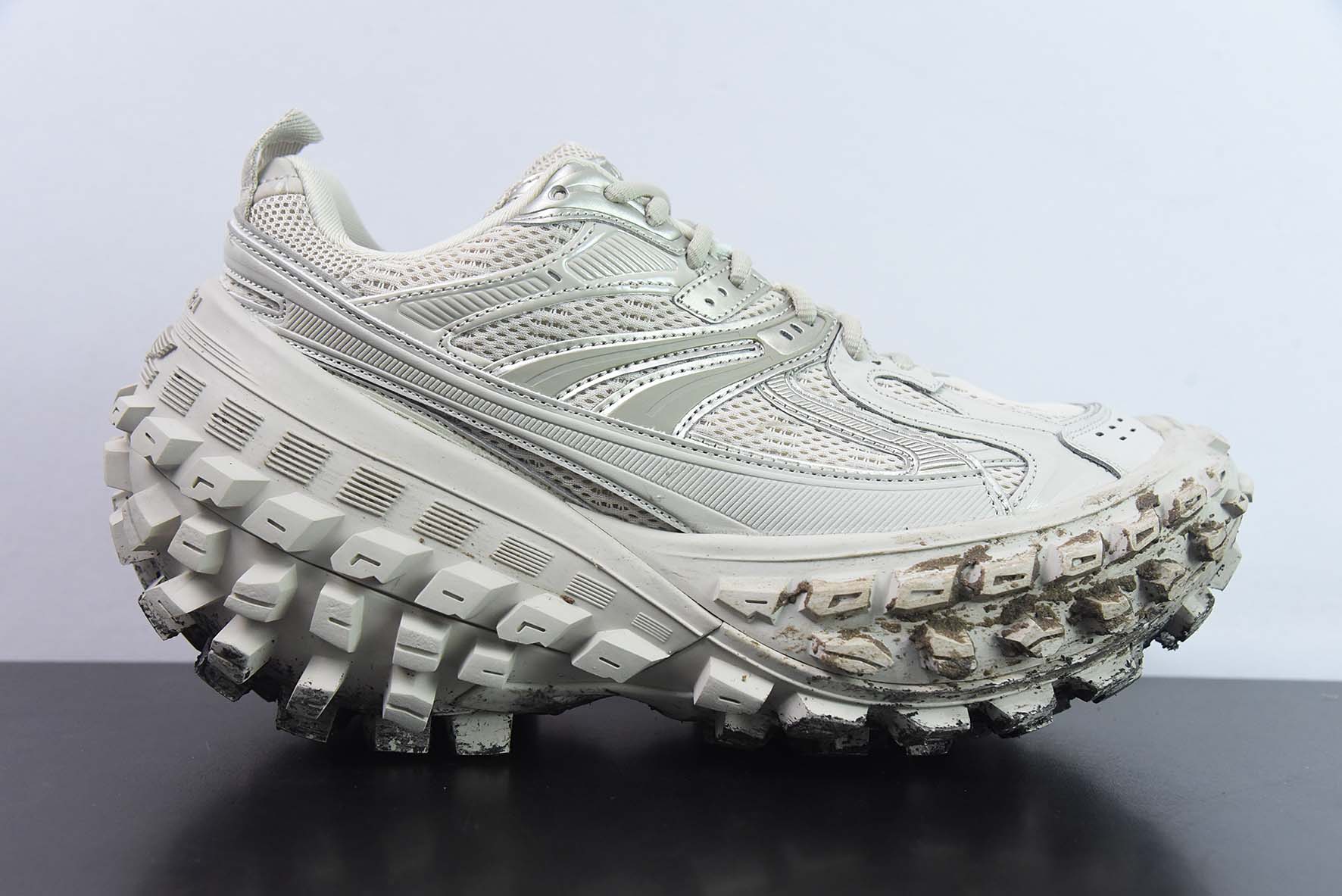 BALENCIAGA Defender Rubber Platform Sneakers卫士系列低帮坦克巴黎世家轮胎做旧 脏脏鞋