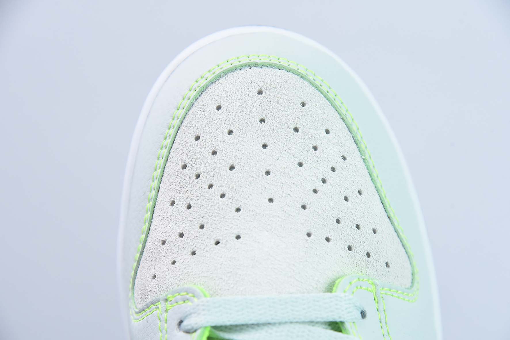 Nike Dunk Low Oregon Ducks 俄勒冈鸭队主题配色 板鞋 货号:FQ7260-001