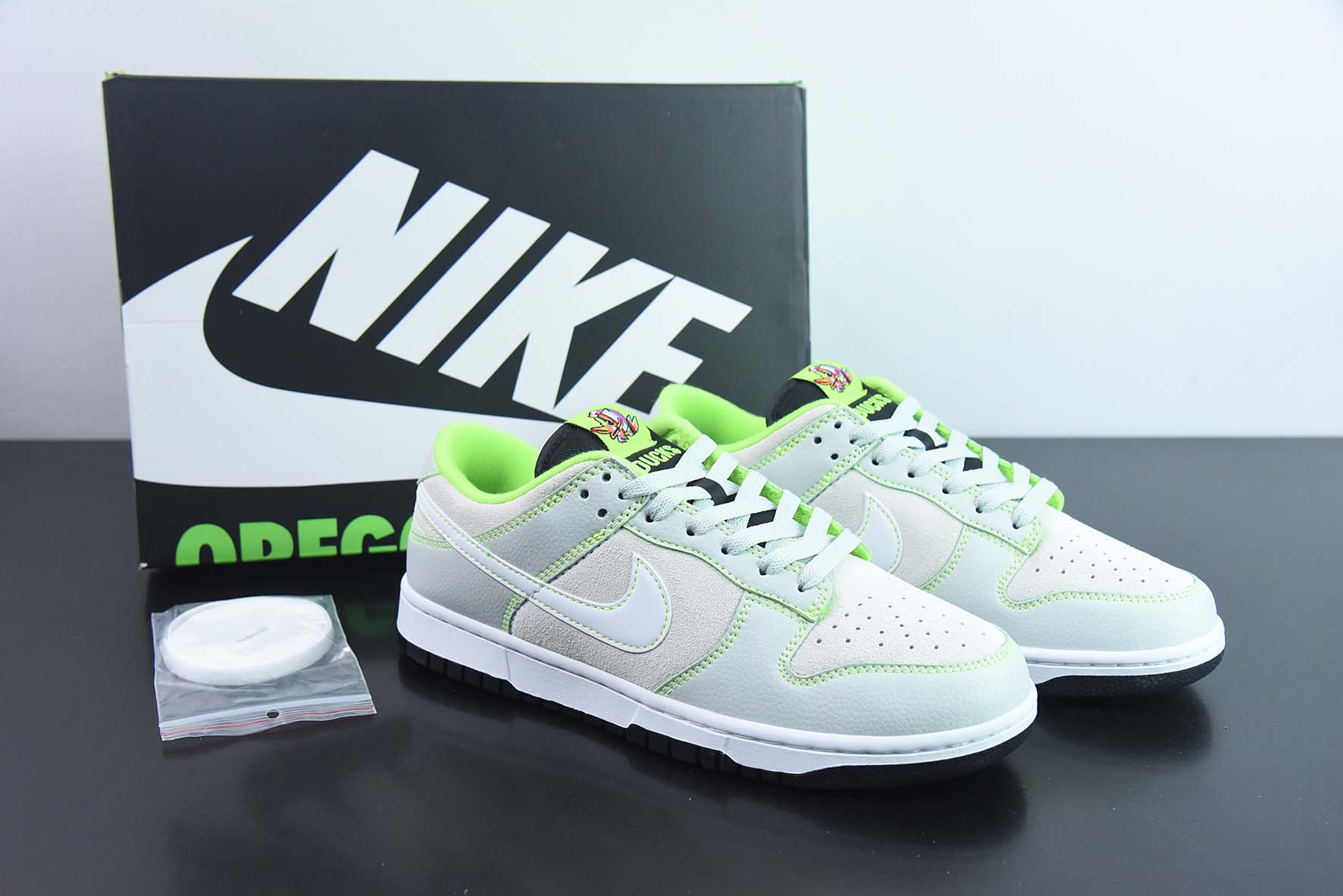 Nike Dunk Low Oregon Ducks 俄勒冈鸭队主题配色 板鞋 货号:FQ7260-001