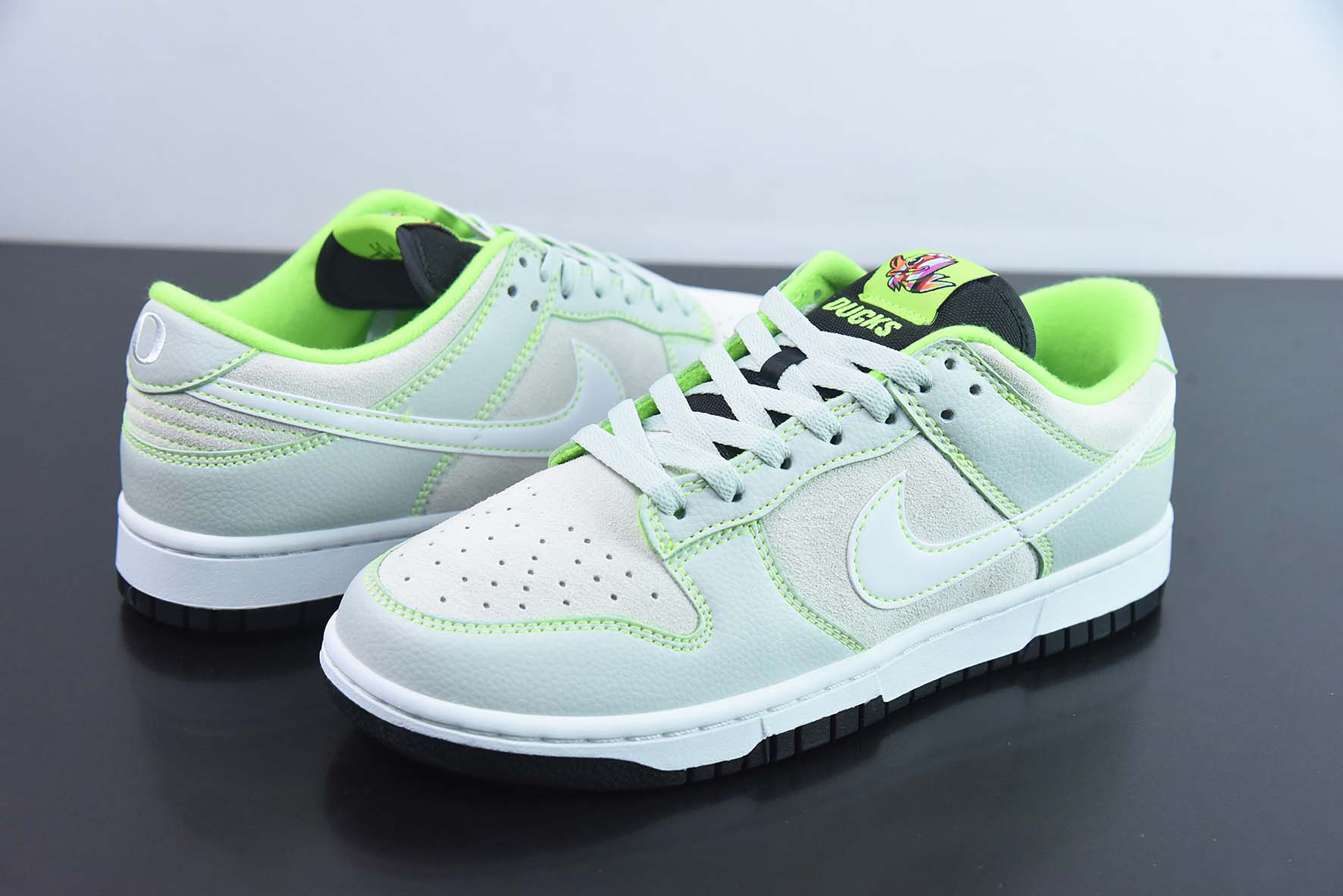 Nike Dunk Low Oregon Ducks 俄勒冈鸭队主题配色 板鞋 货号:FQ7260-001